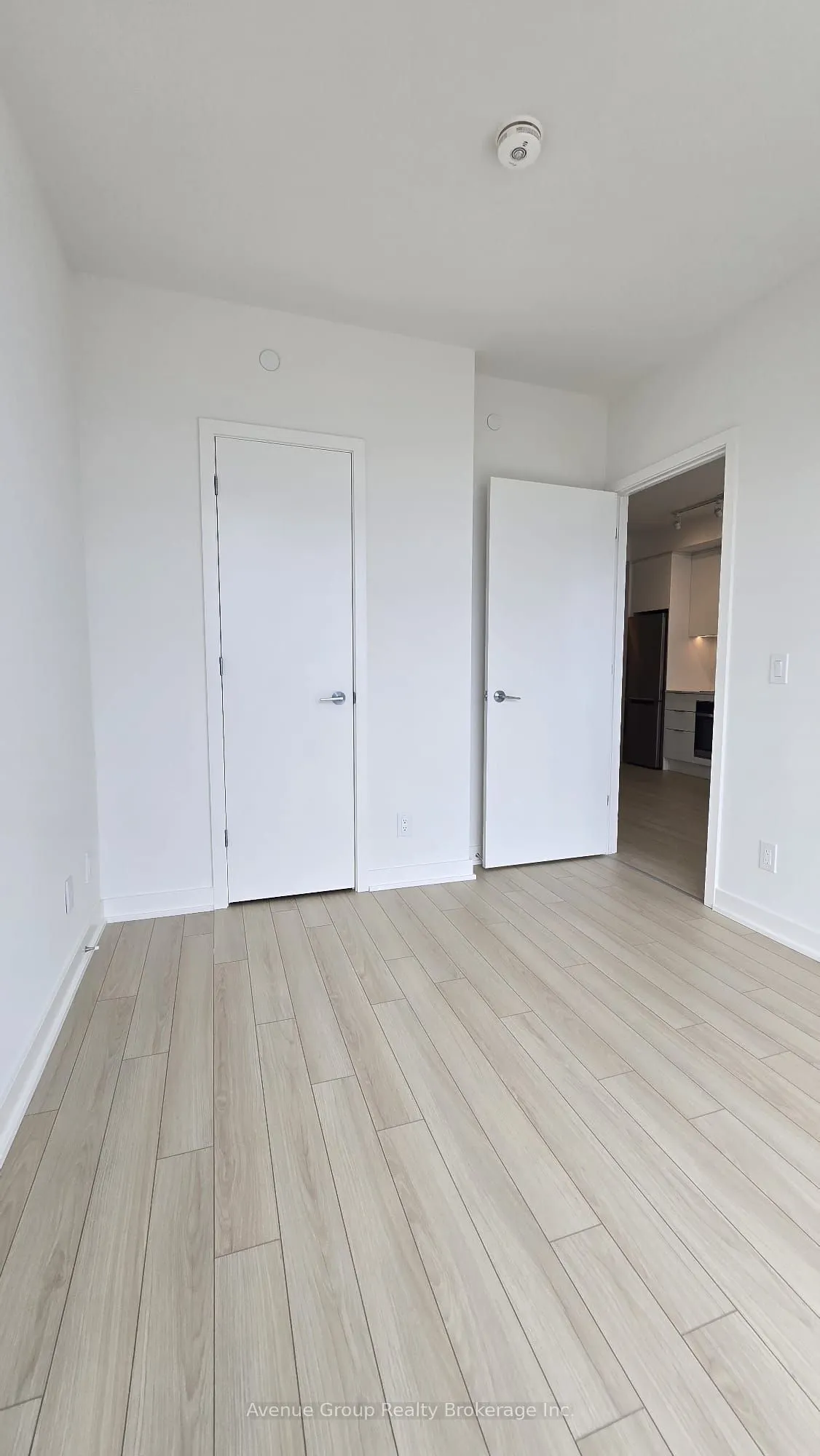 3071 Trafalgar Road, #707