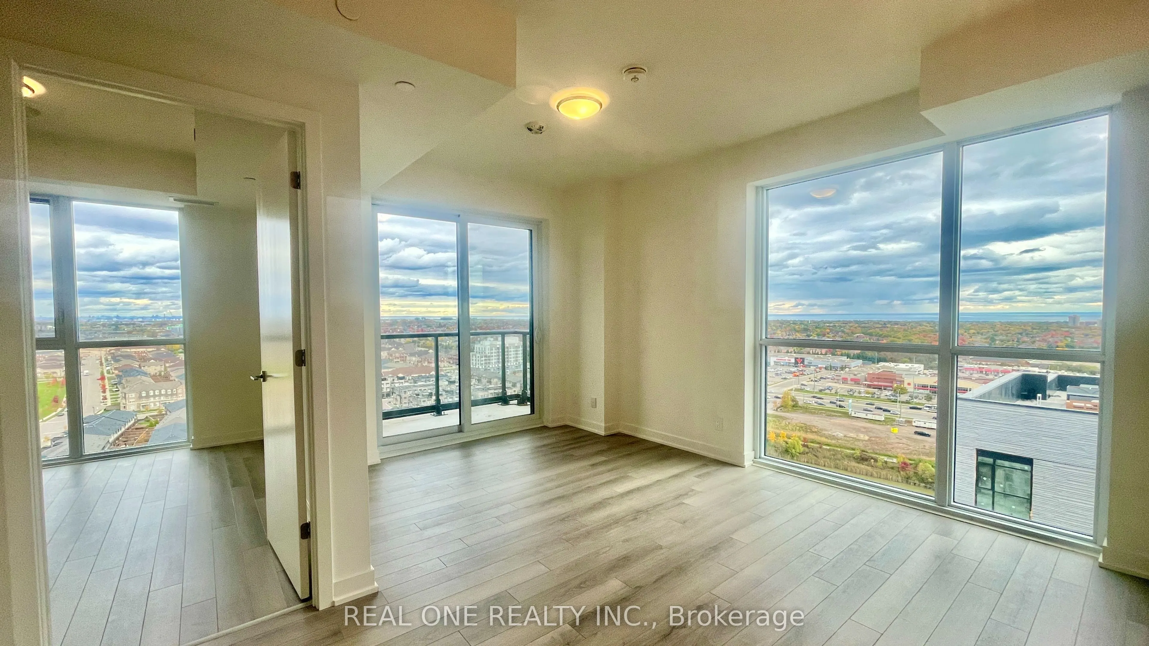 3079 Trafalgar Road, #1909