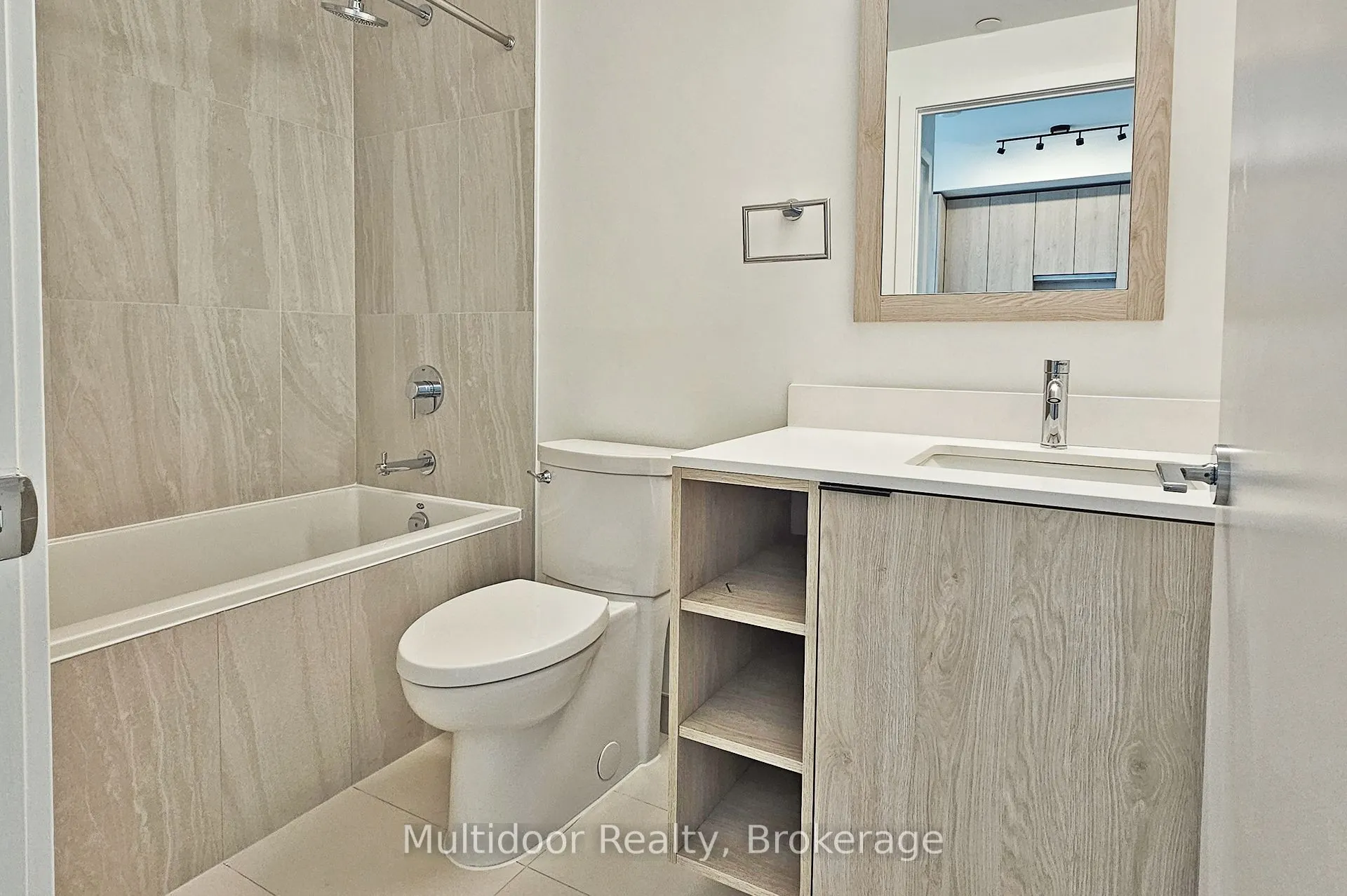 1007 The Queensway, #421