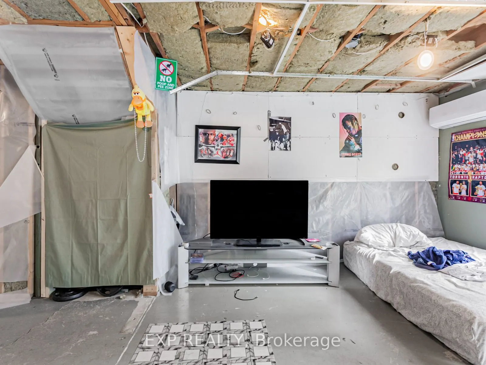 2050 Upper Middle Road, #64