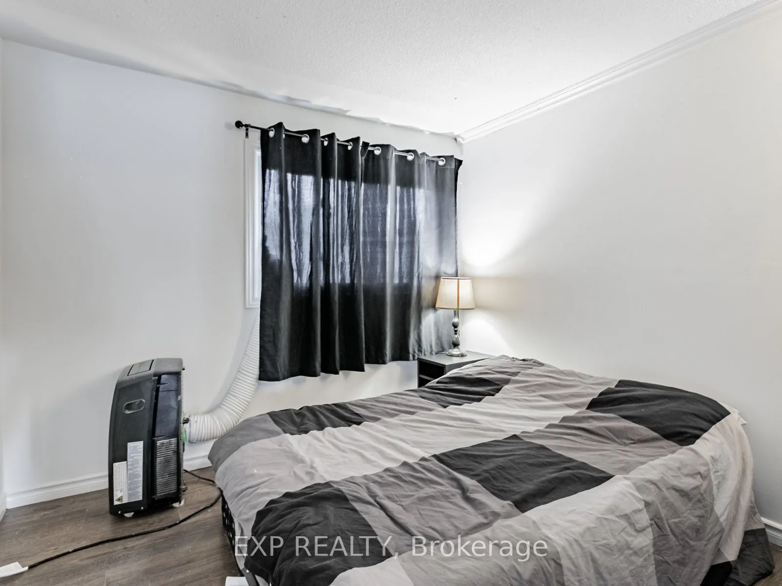 2050 Upper Middle Road, #64