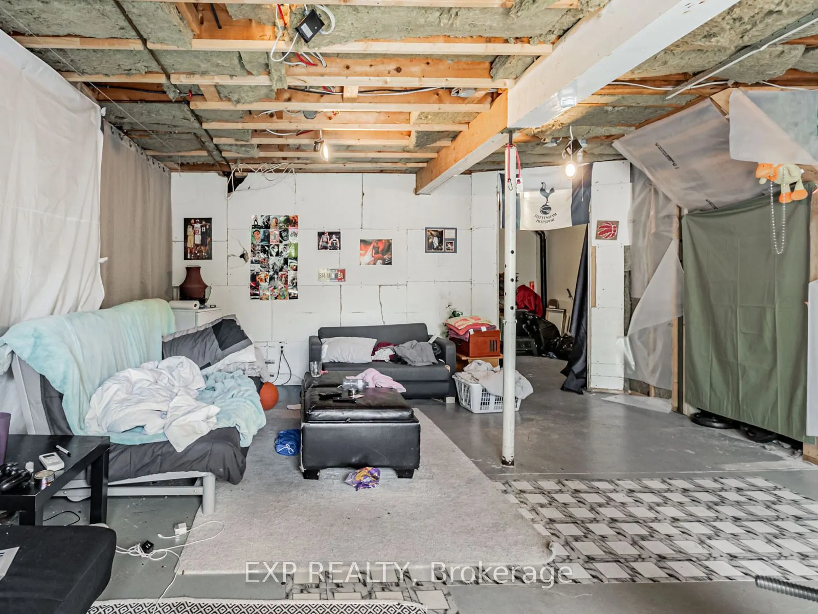 2050 Upper Middle Road, #64