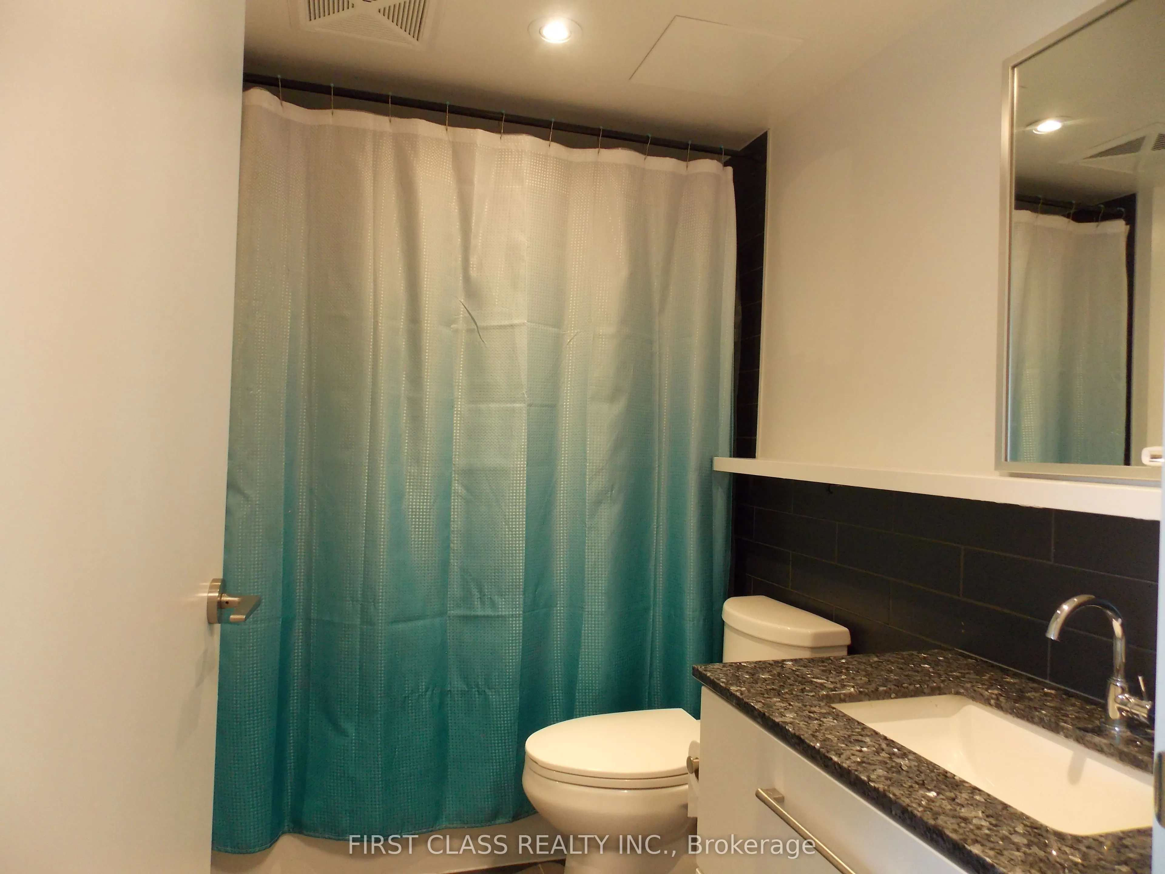 160 Flemington Road, #808