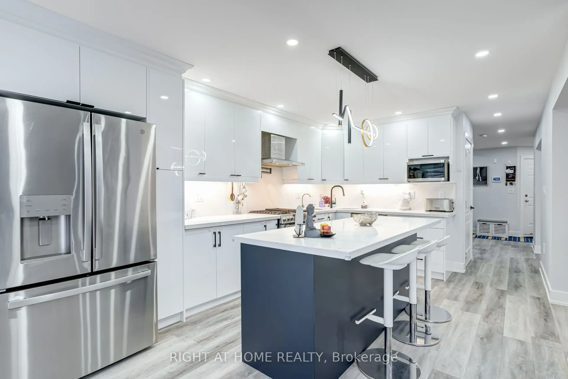 3 Forestgrove Circle