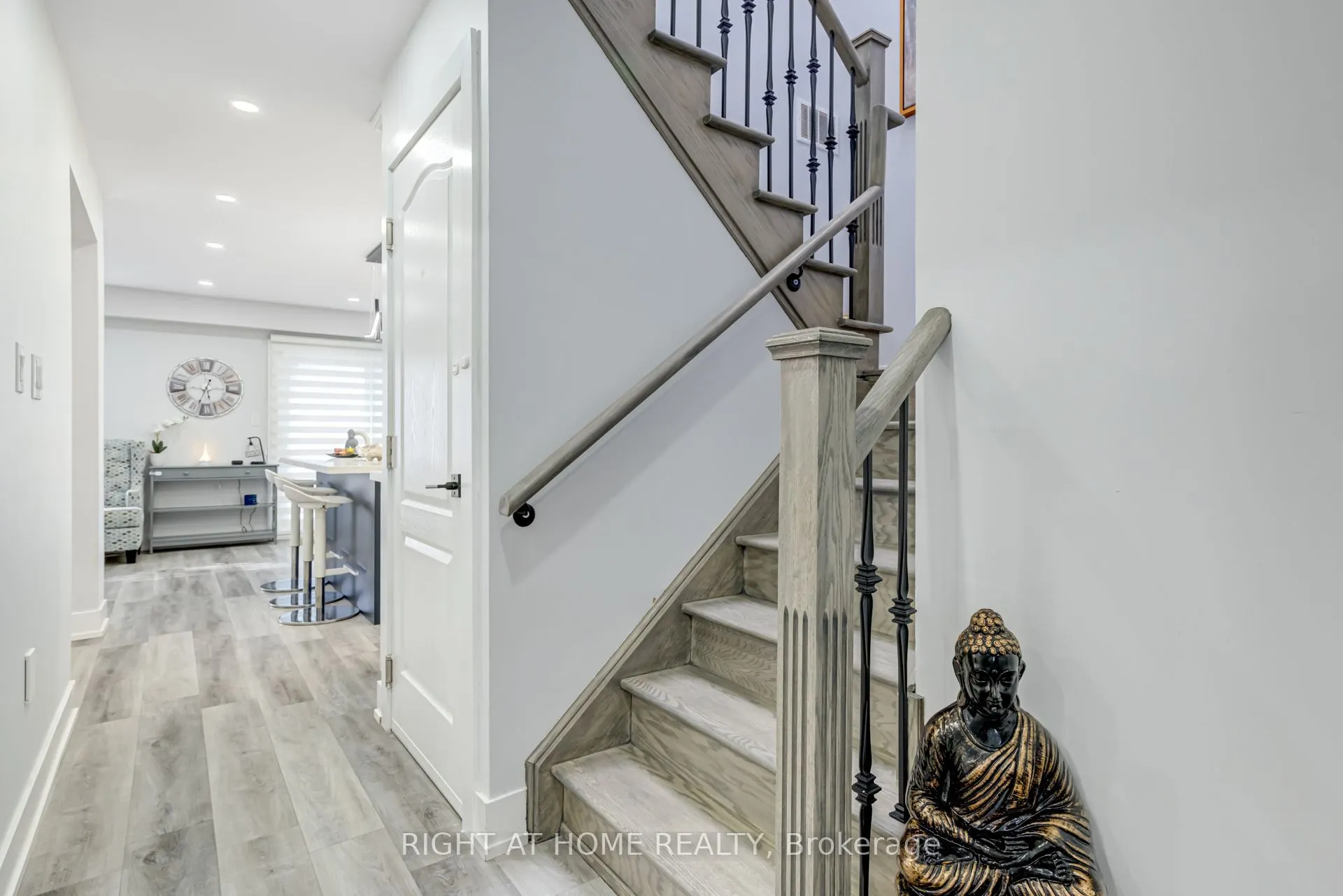 3 Forestgrove Circle