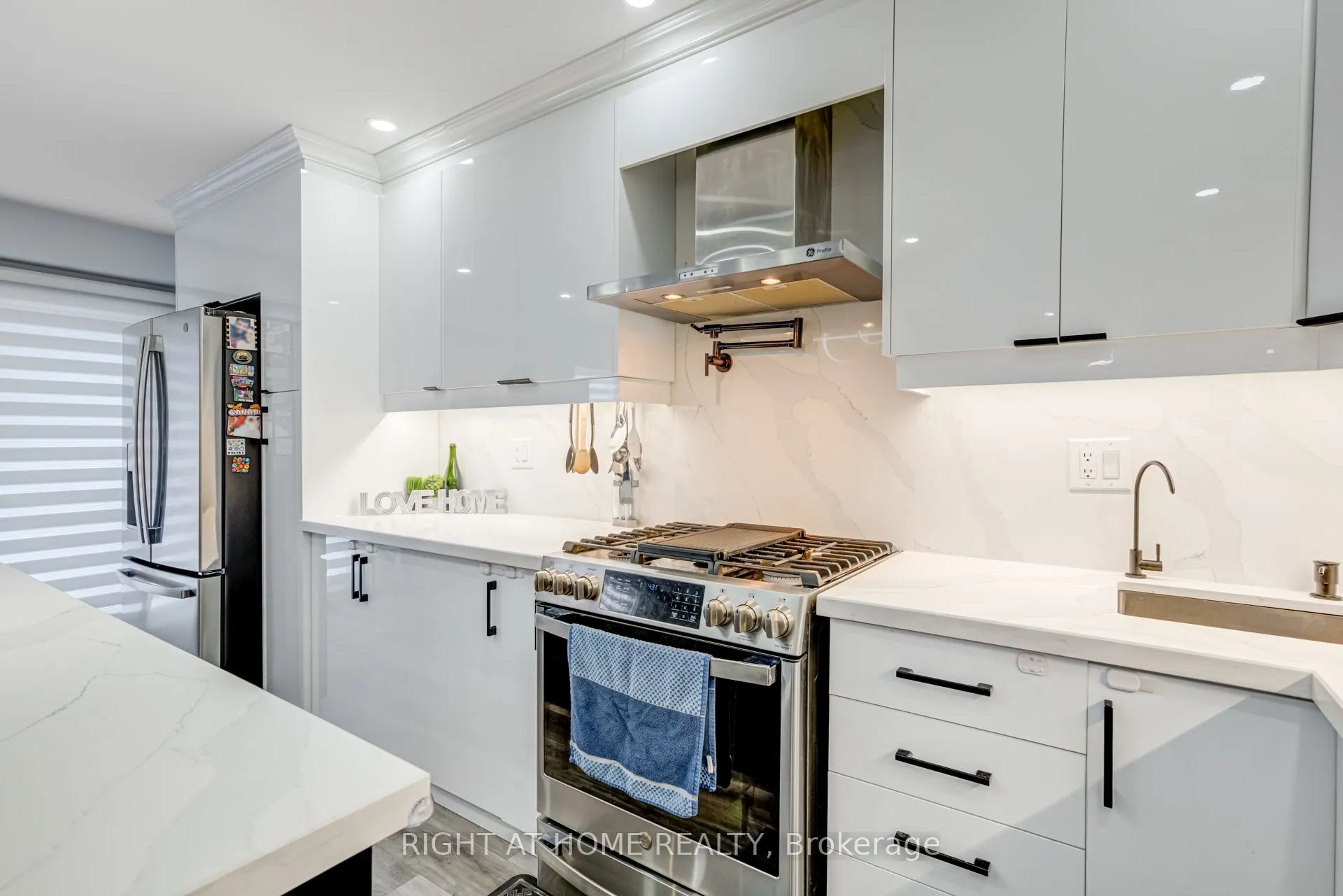 3 Forestgrove Circle