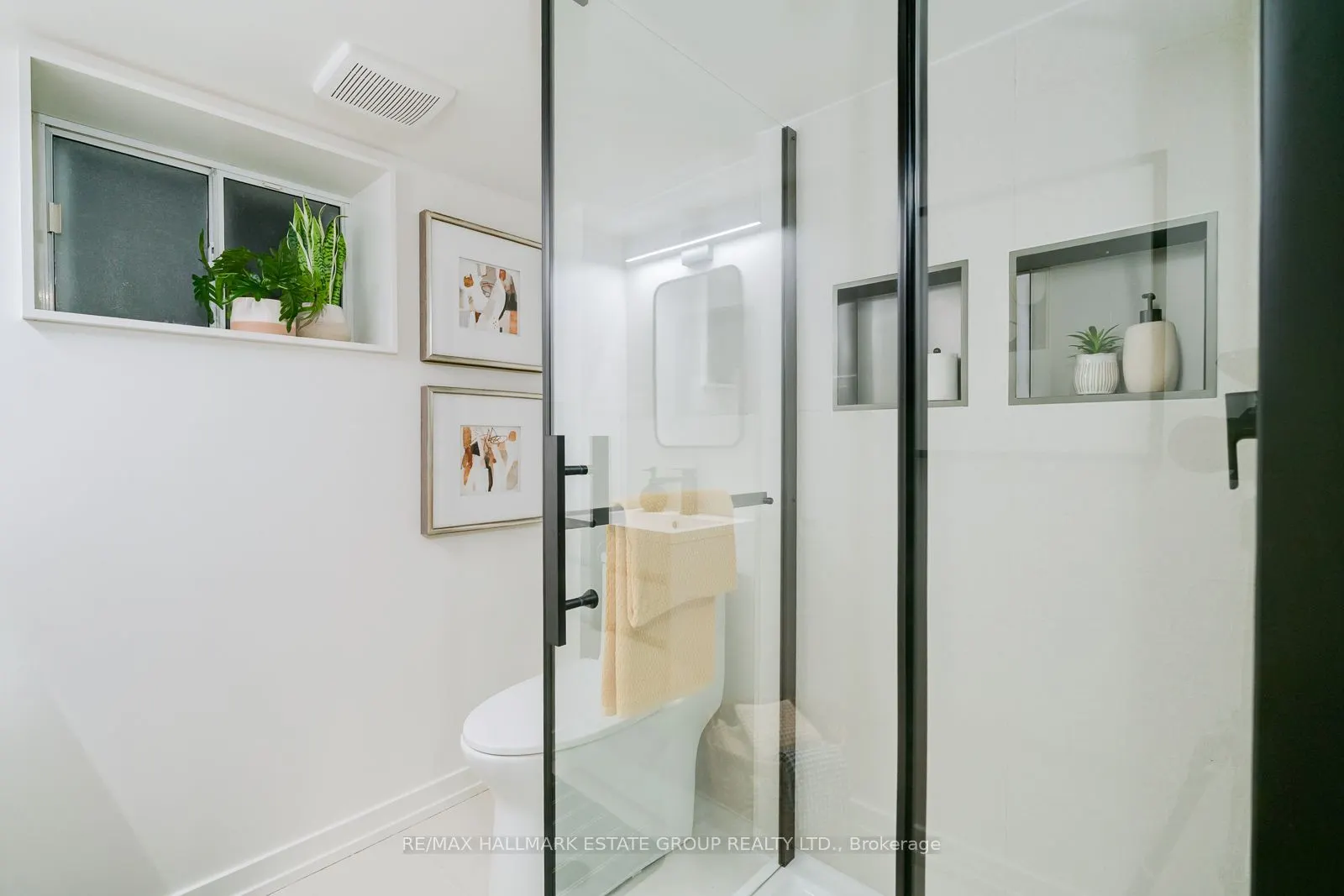 282 Earlscourt Avenue