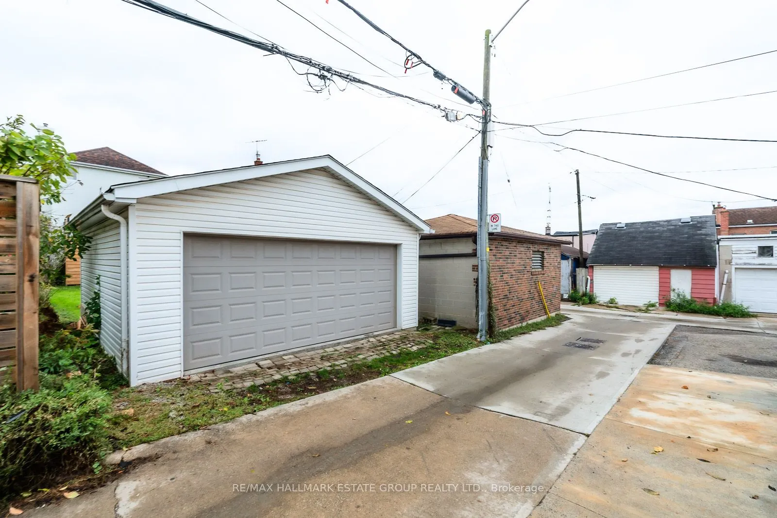 282 Earlscourt Avenue