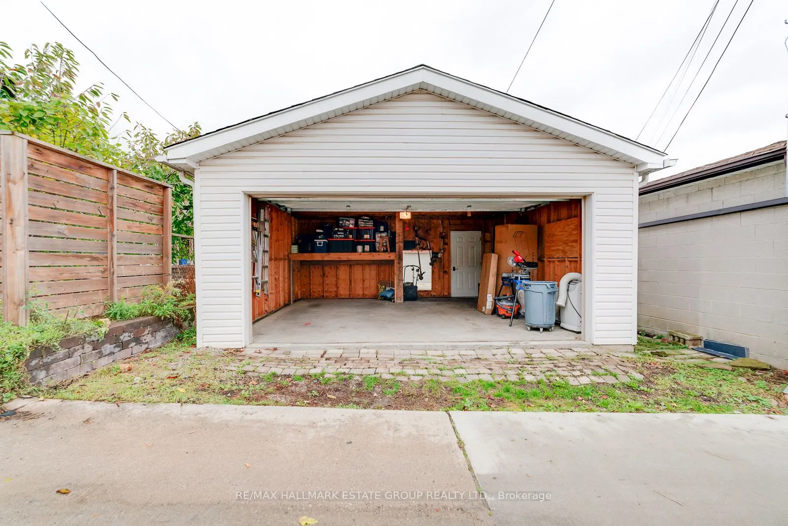 282 Earlscourt Avenue