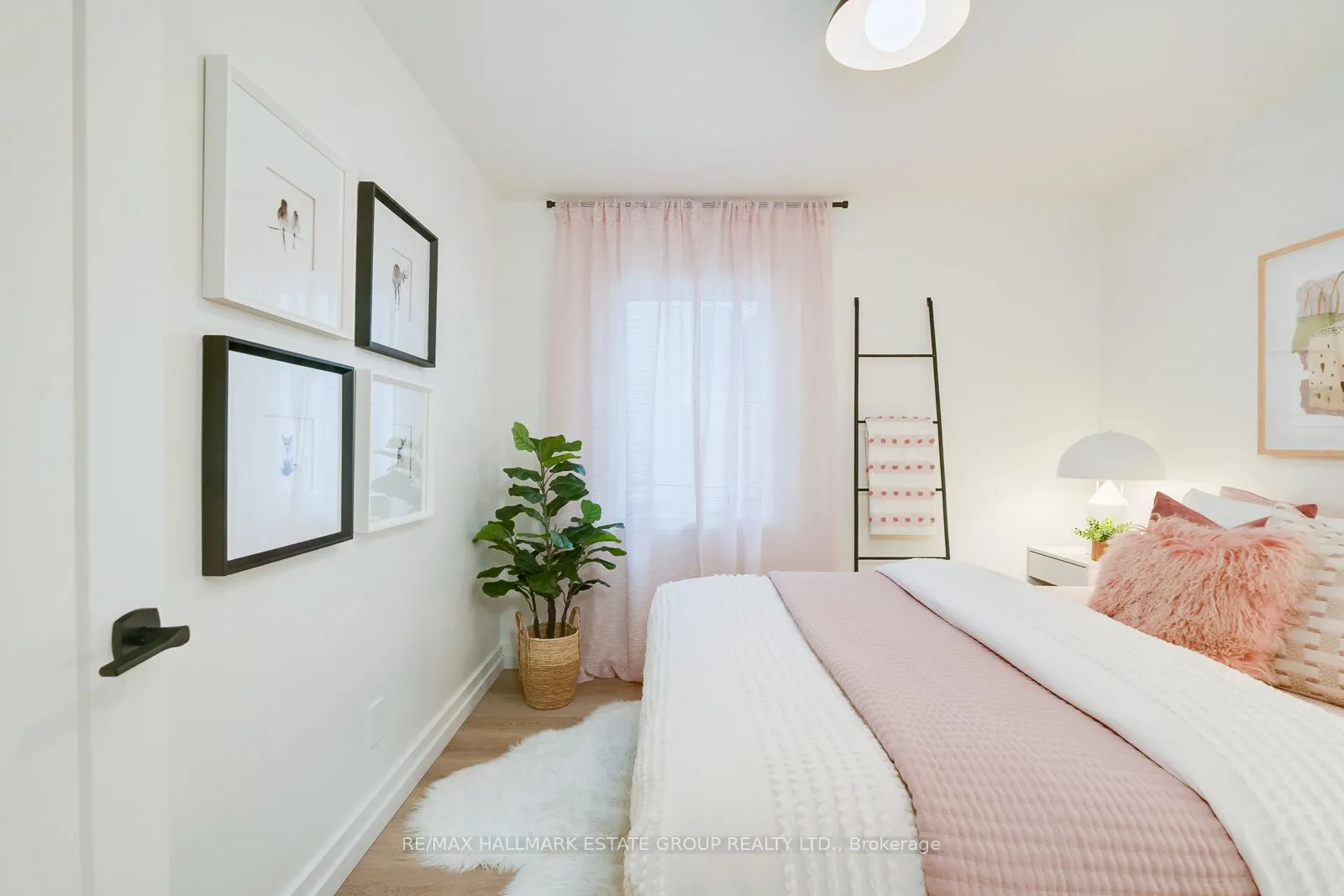 282 Earlscourt Avenue