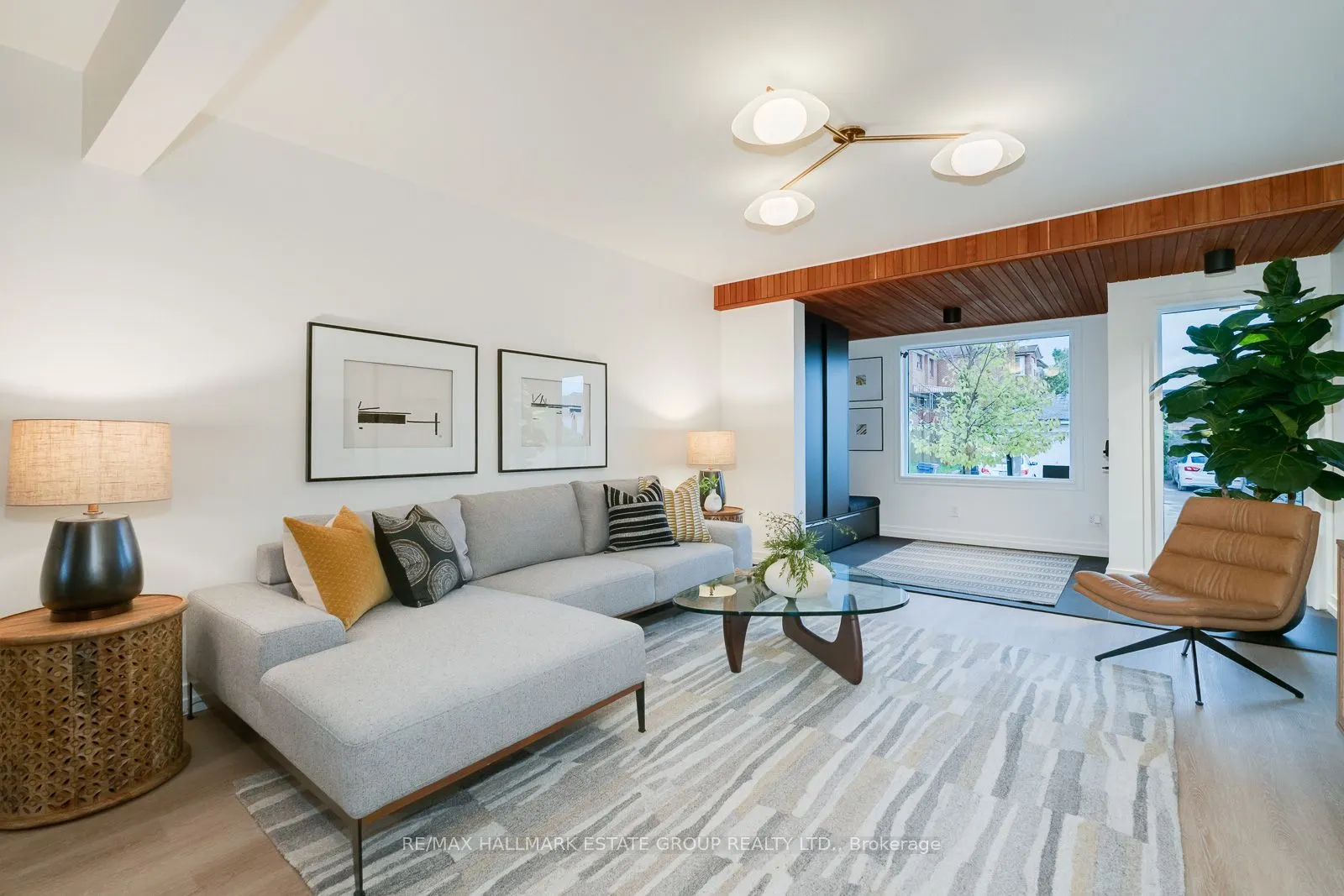 282 Earlscourt Avenue