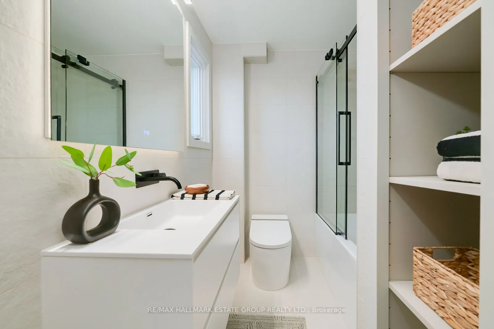 282 Earlscourt Avenue