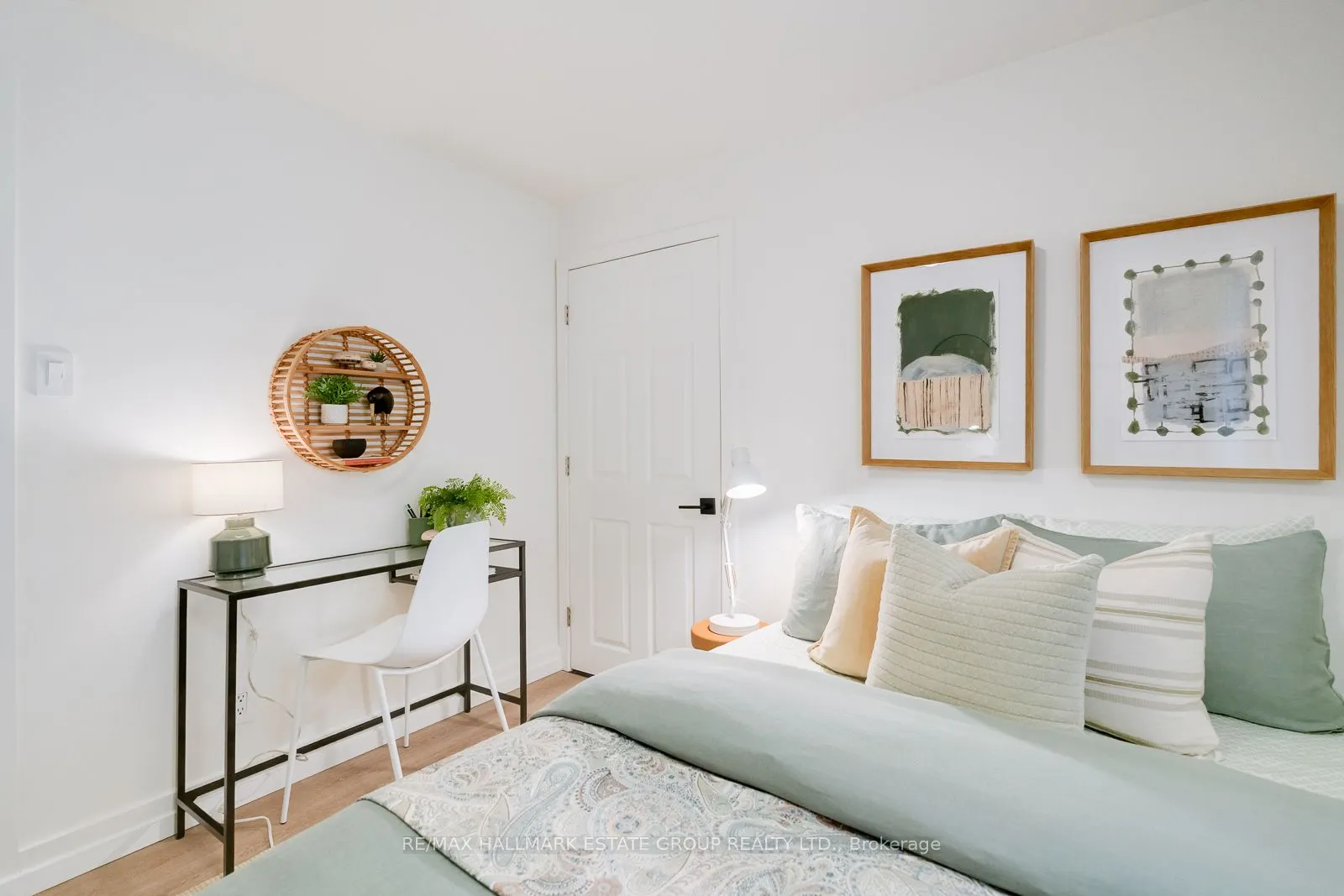 282 Earlscourt Avenue