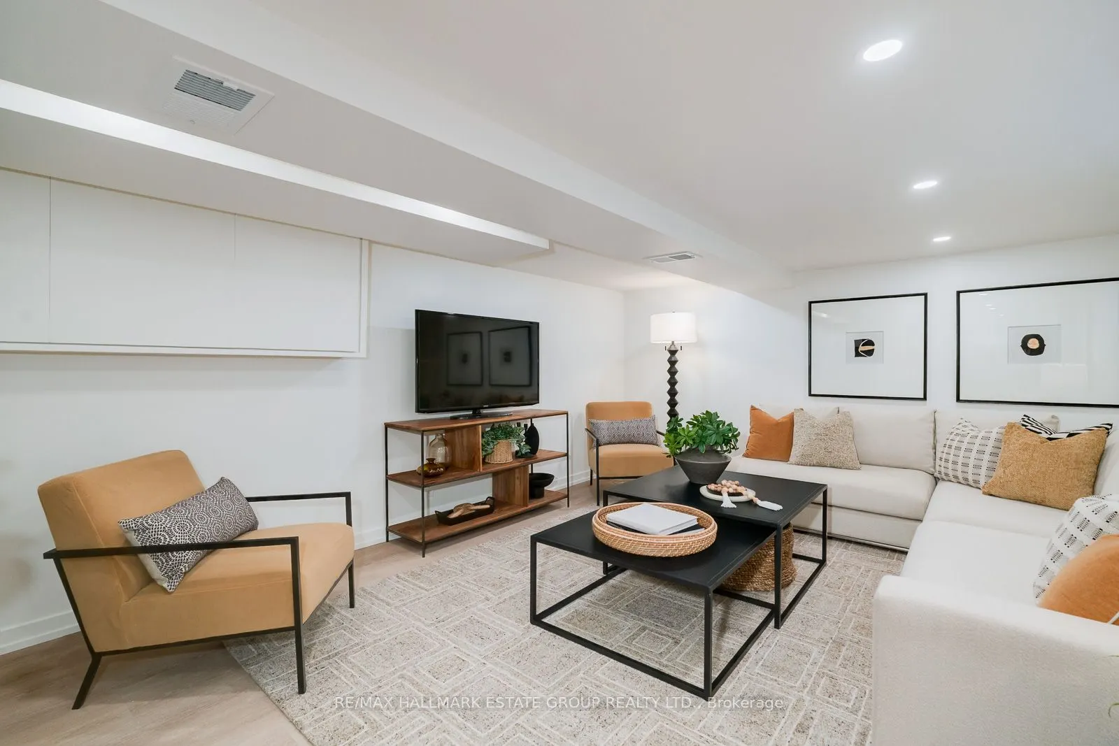 282 Earlscourt Avenue