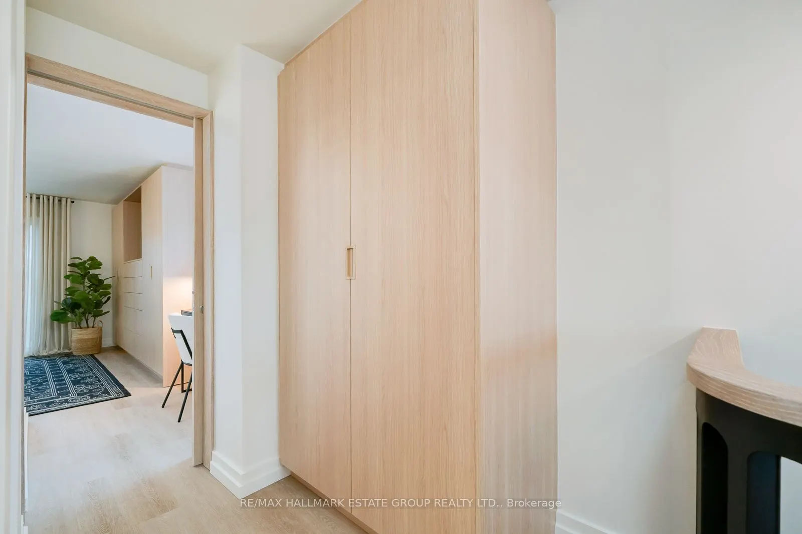 282 Earlscourt Avenue