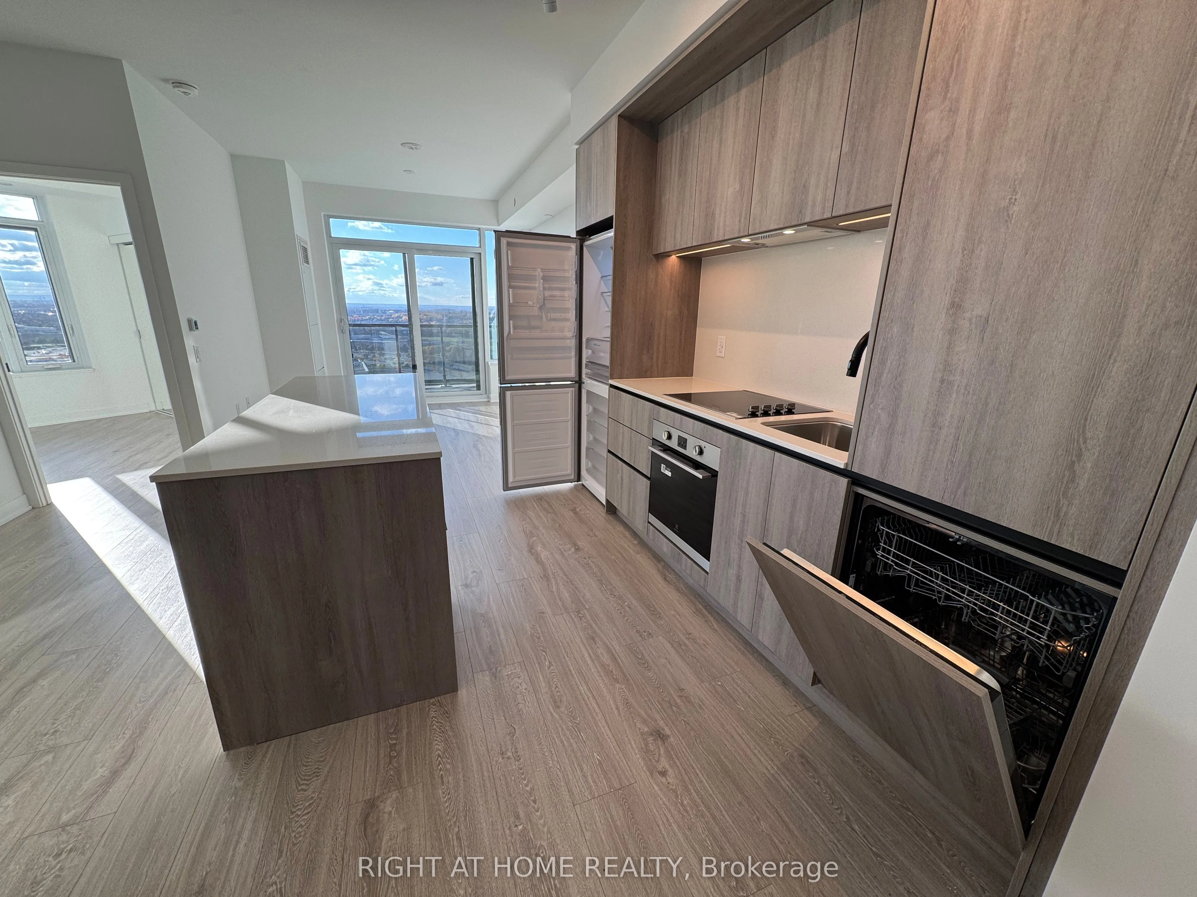 2495 Eglinton Avenue W, #1906