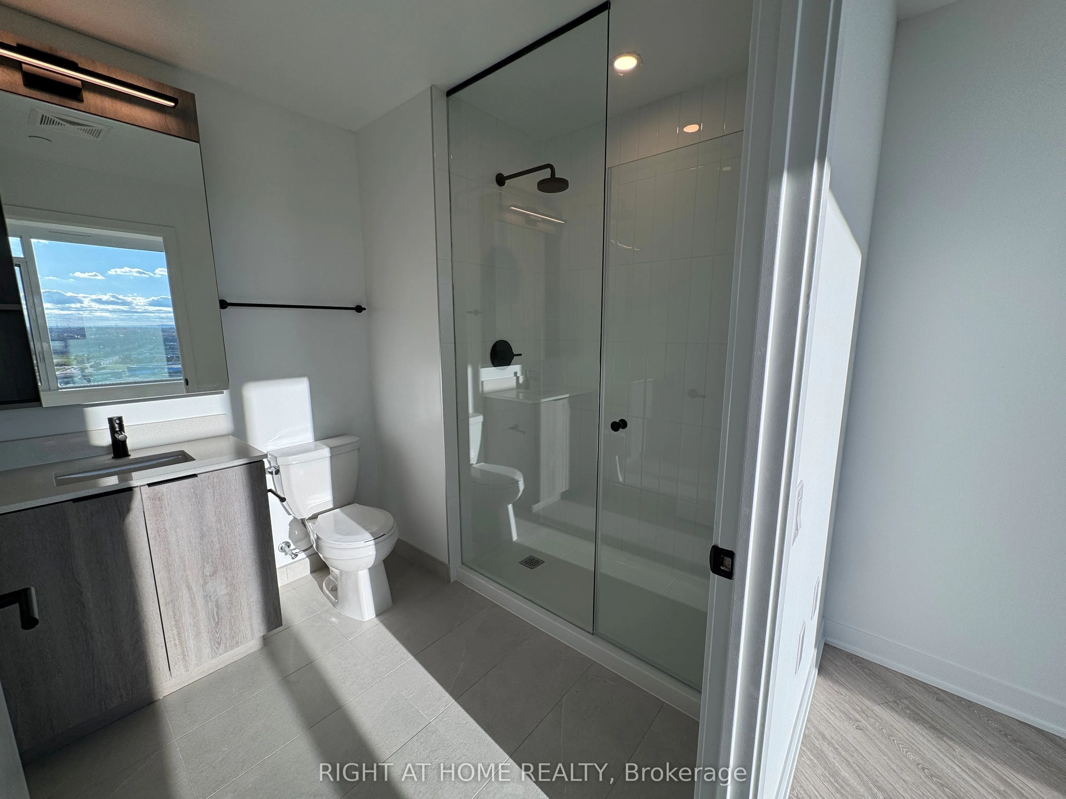 2495 Eglinton Avenue W, #1906