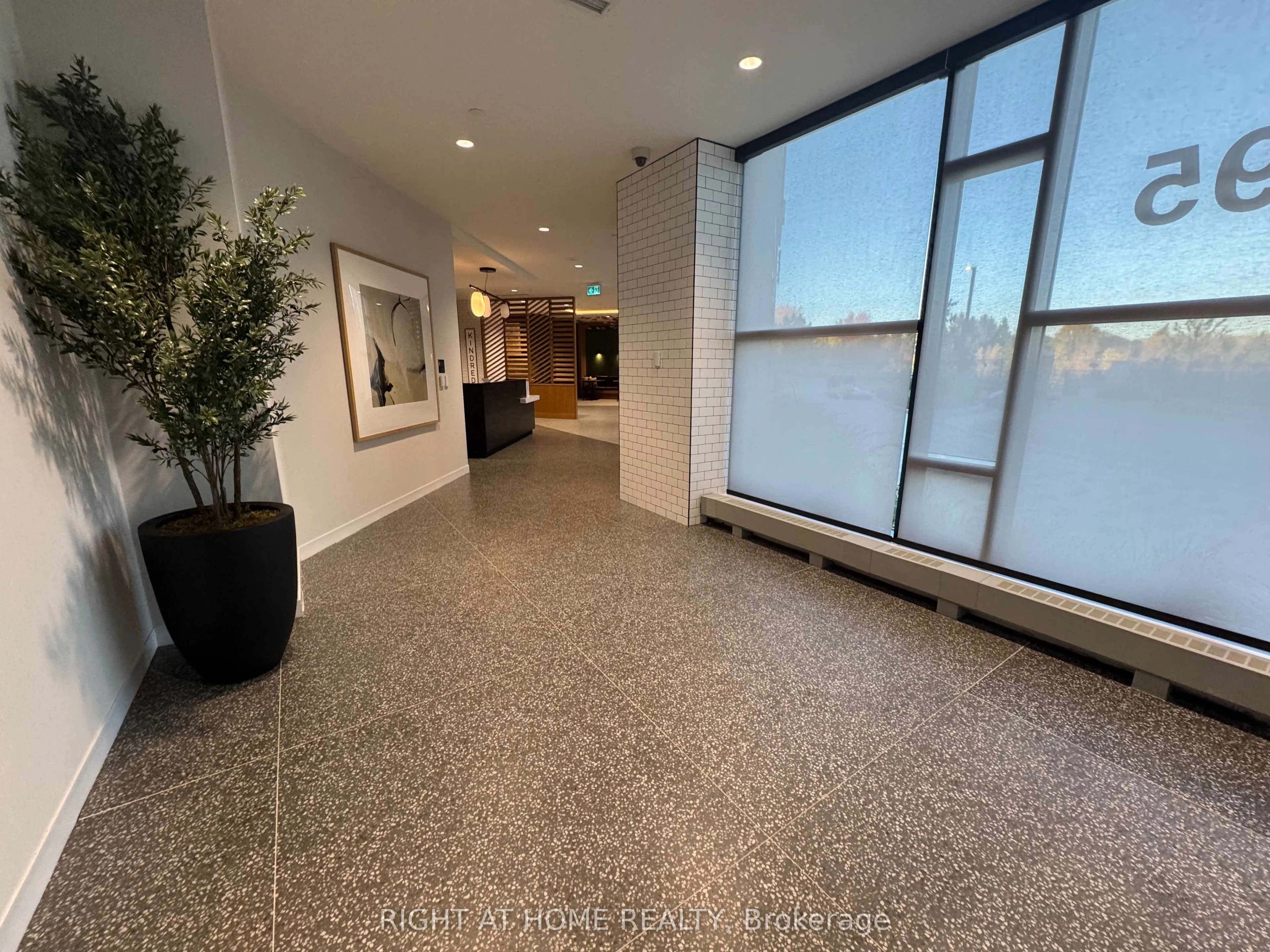 2495 Eglinton Avenue W, #1906