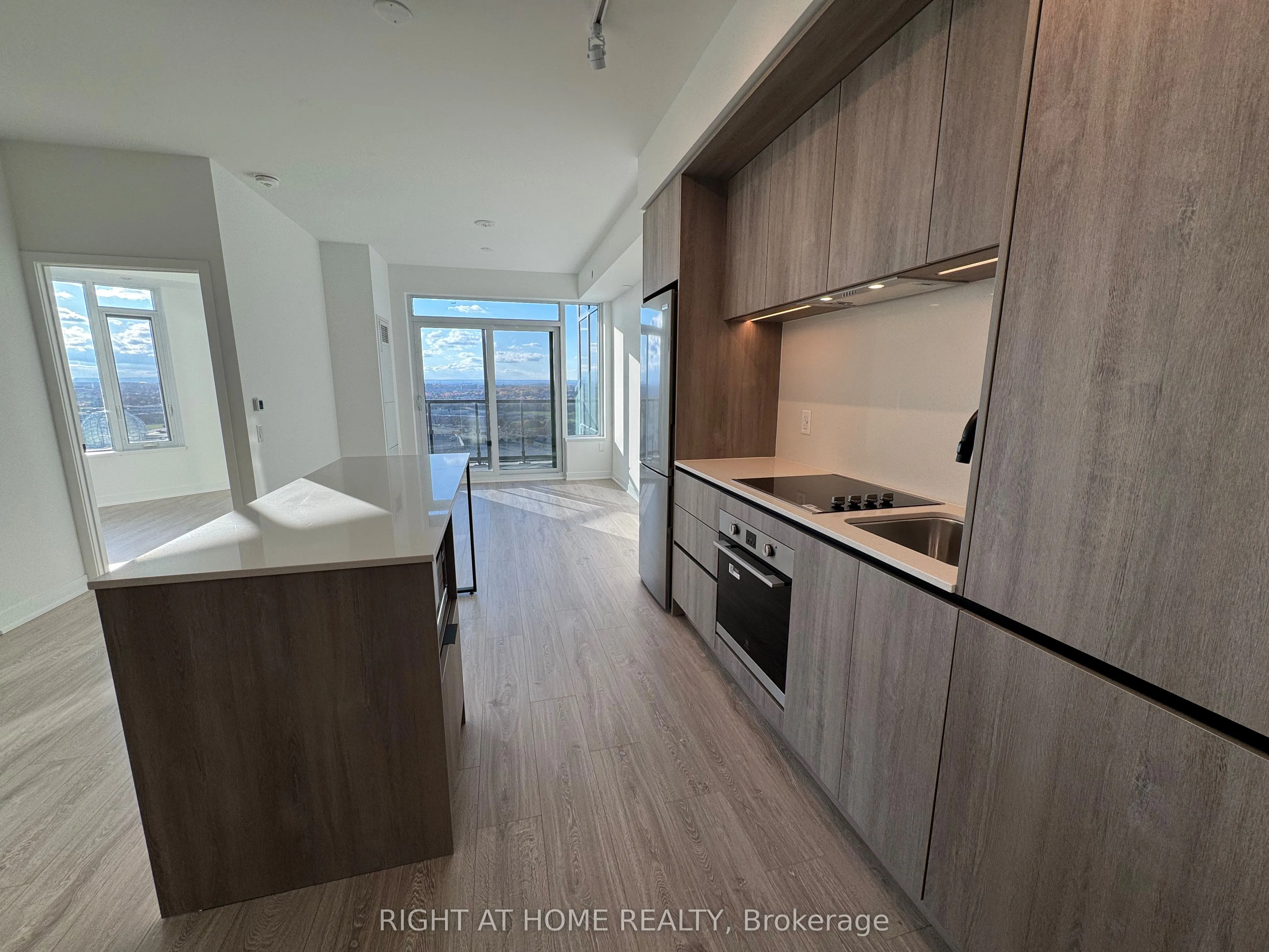 2495 Eglinton Avenue W, #1906