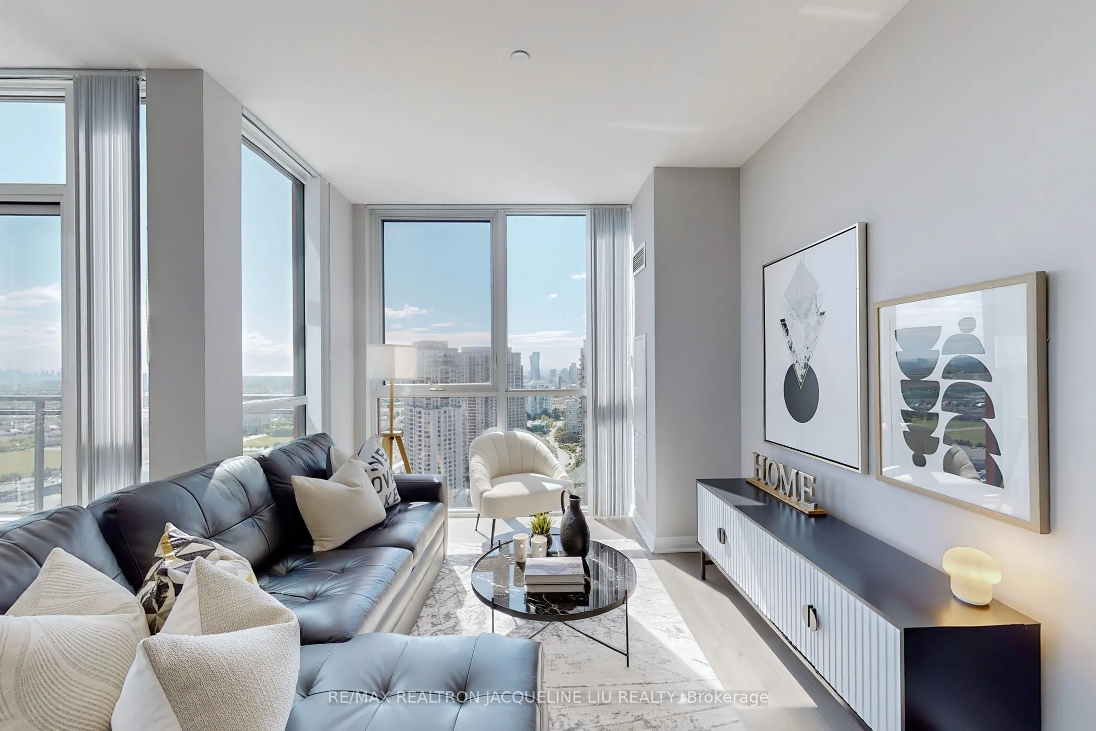 75 Eglinton Avenue W, #2801 Ph