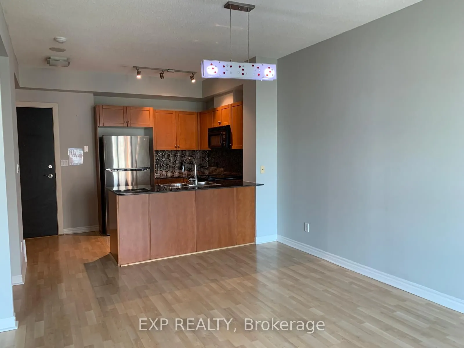 1359 Rathburn Road E, #904