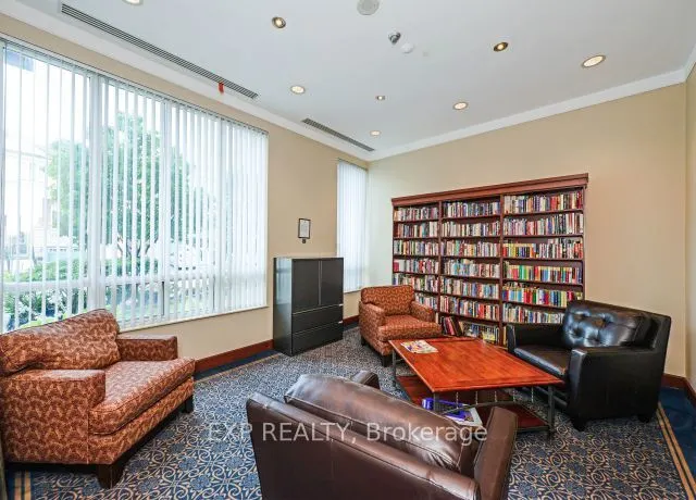 1359 Rathburn Road E, #904