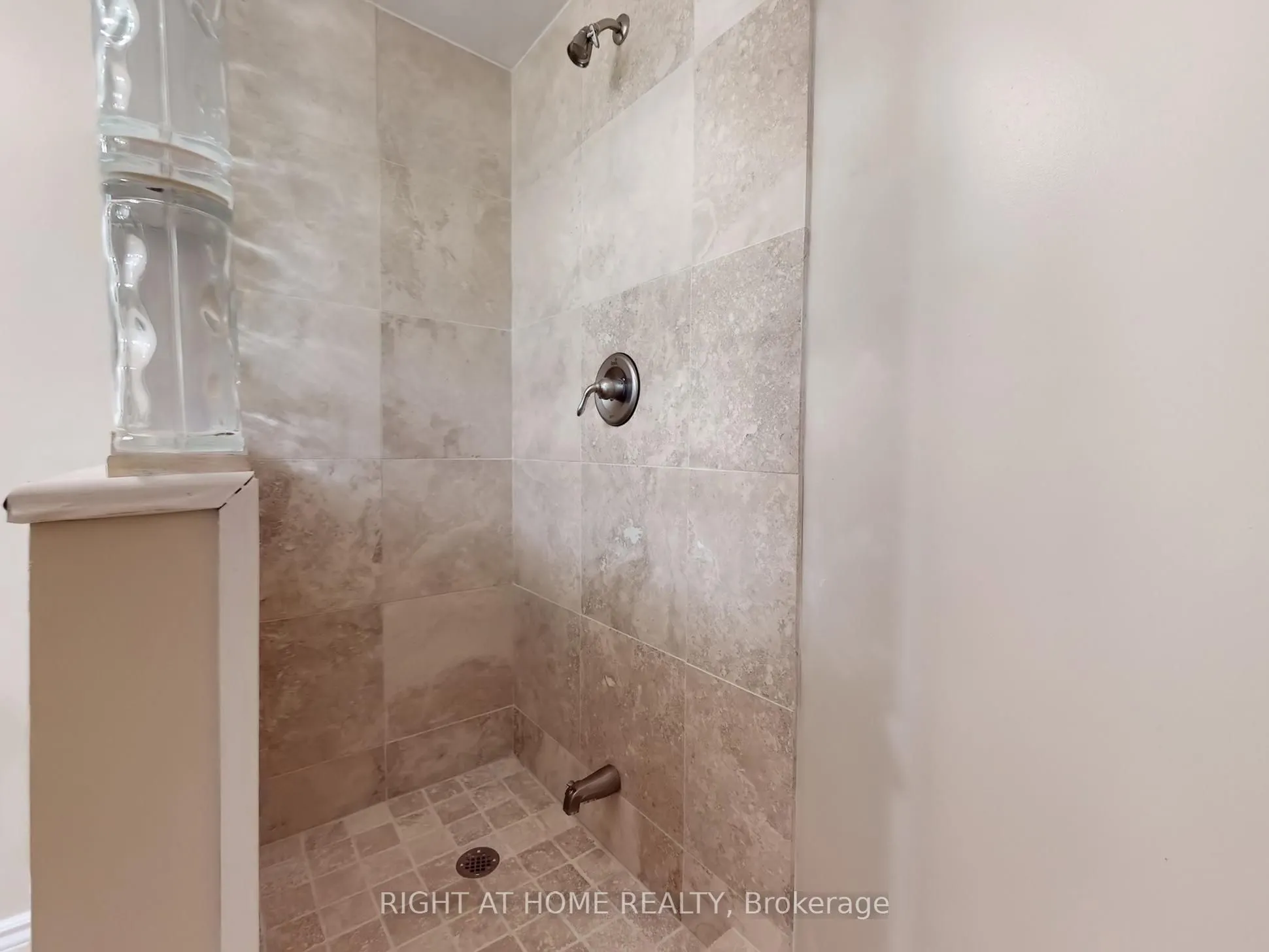 3585 Stonecutter Crescent