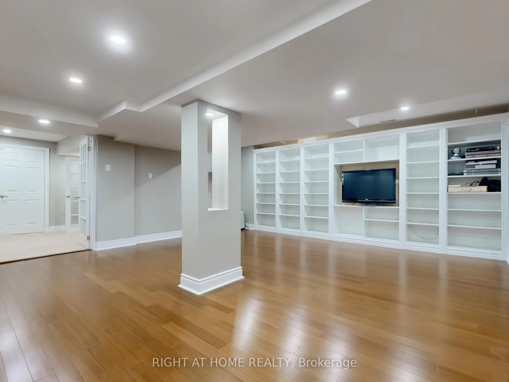 3585 Stonecutter Crescent