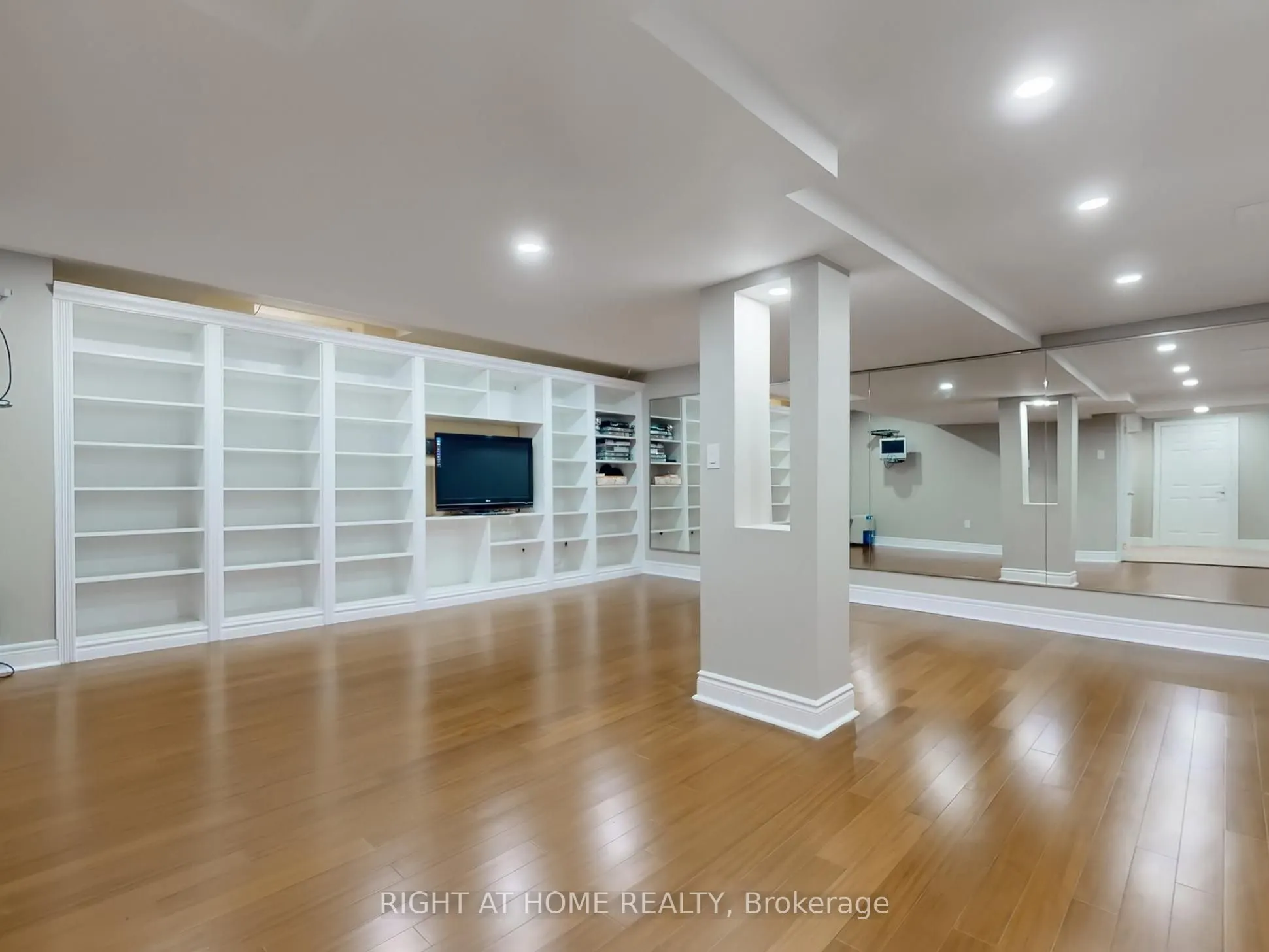 3585 Stonecutter Crescent