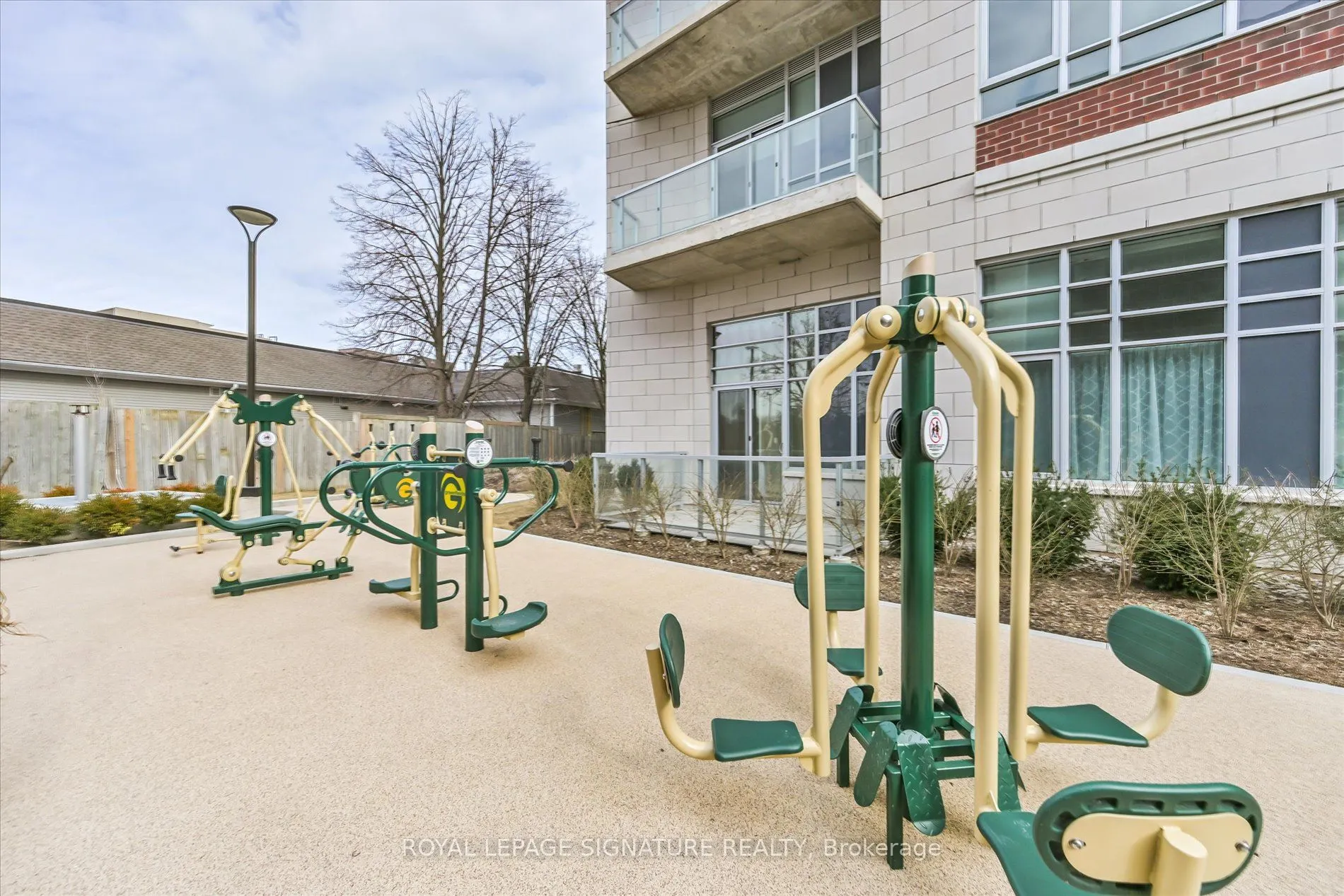 115 High Street W, #1