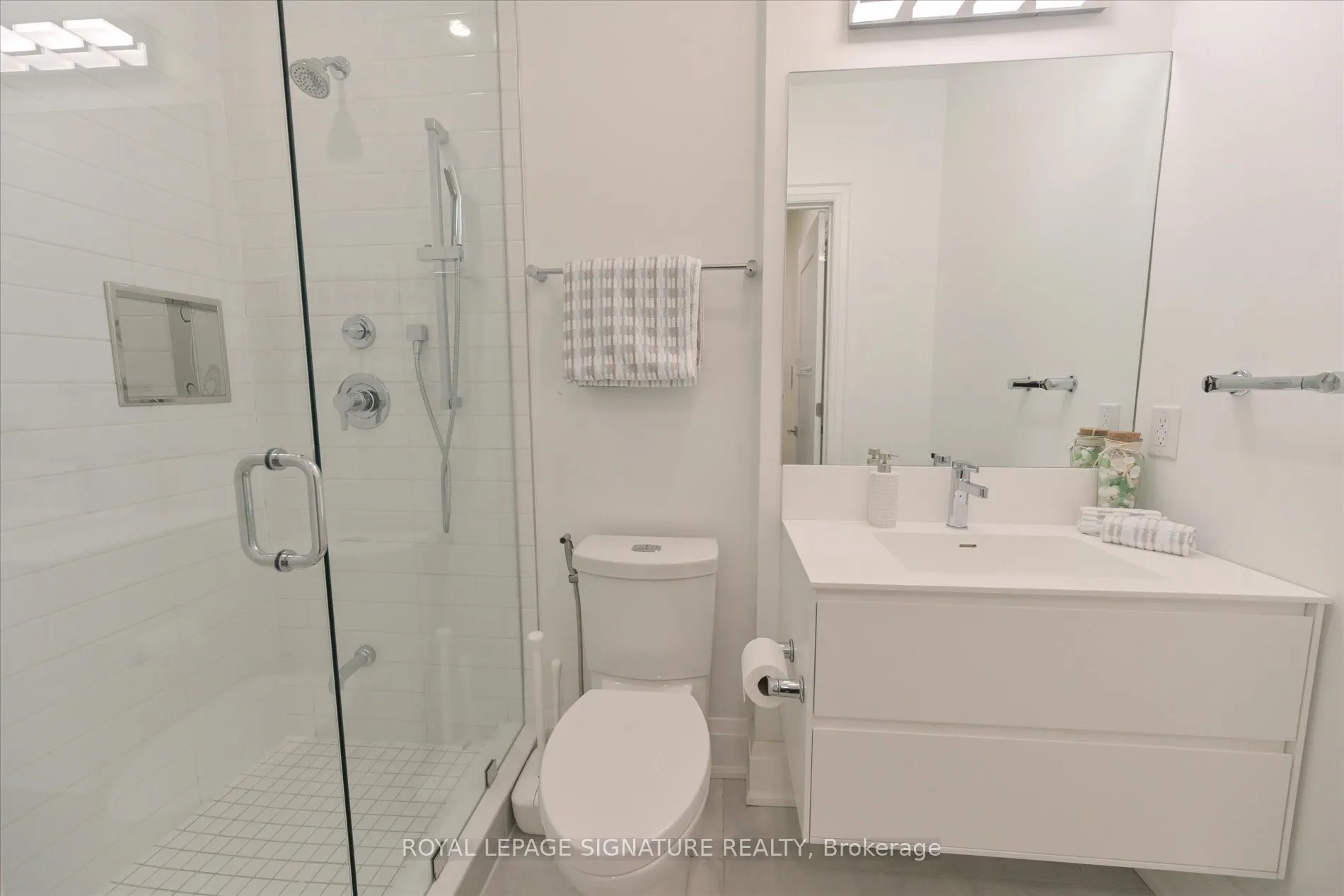 115 High Street W, #1