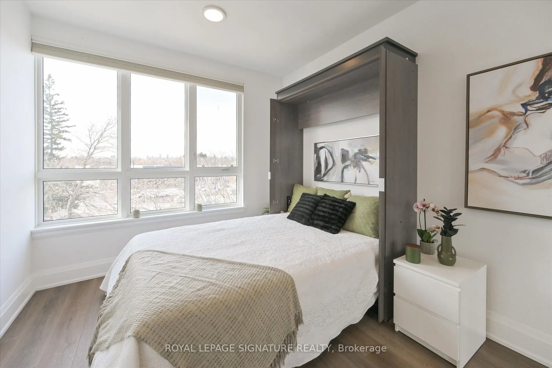 115 High Street W, #1