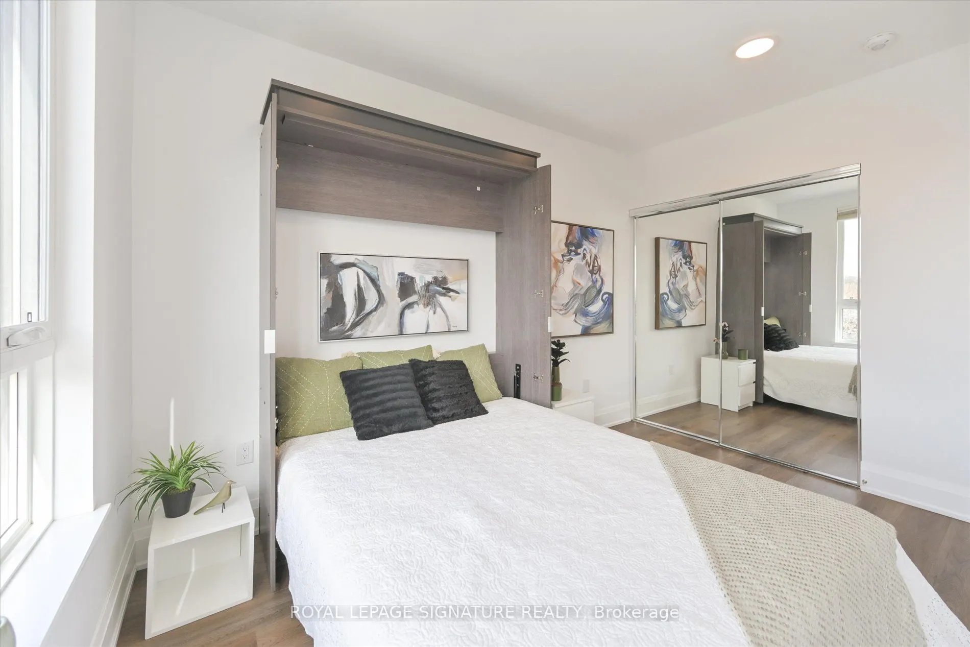 115 High Street W, #1