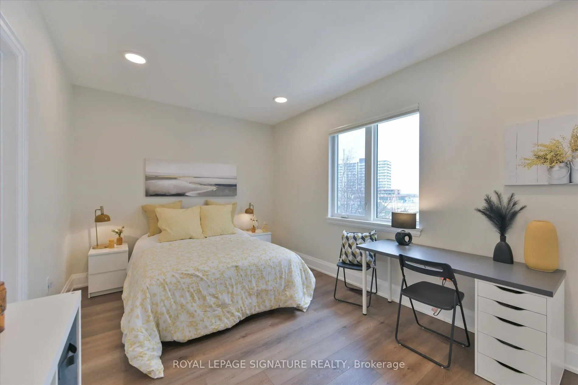 115 High Street W, #1