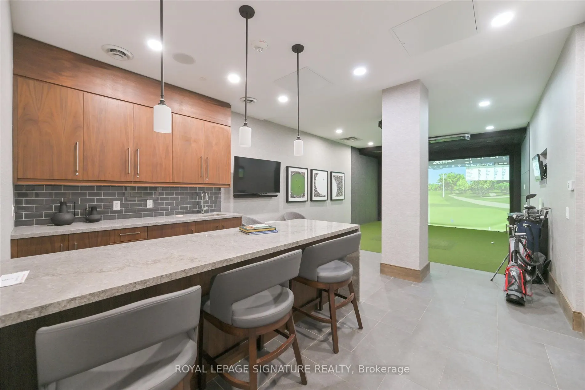 115 High Street W, #1