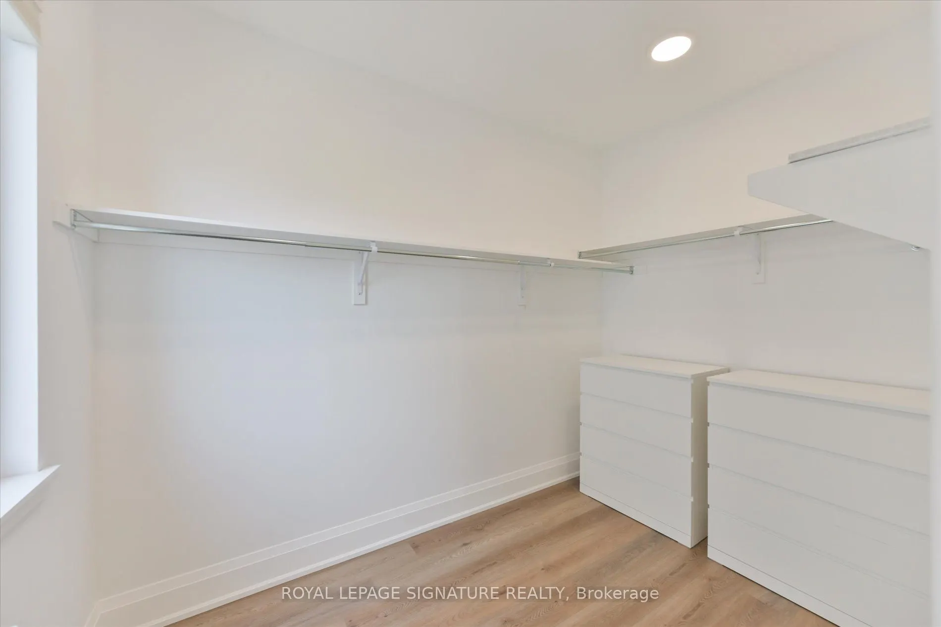 115 High Street W, #1