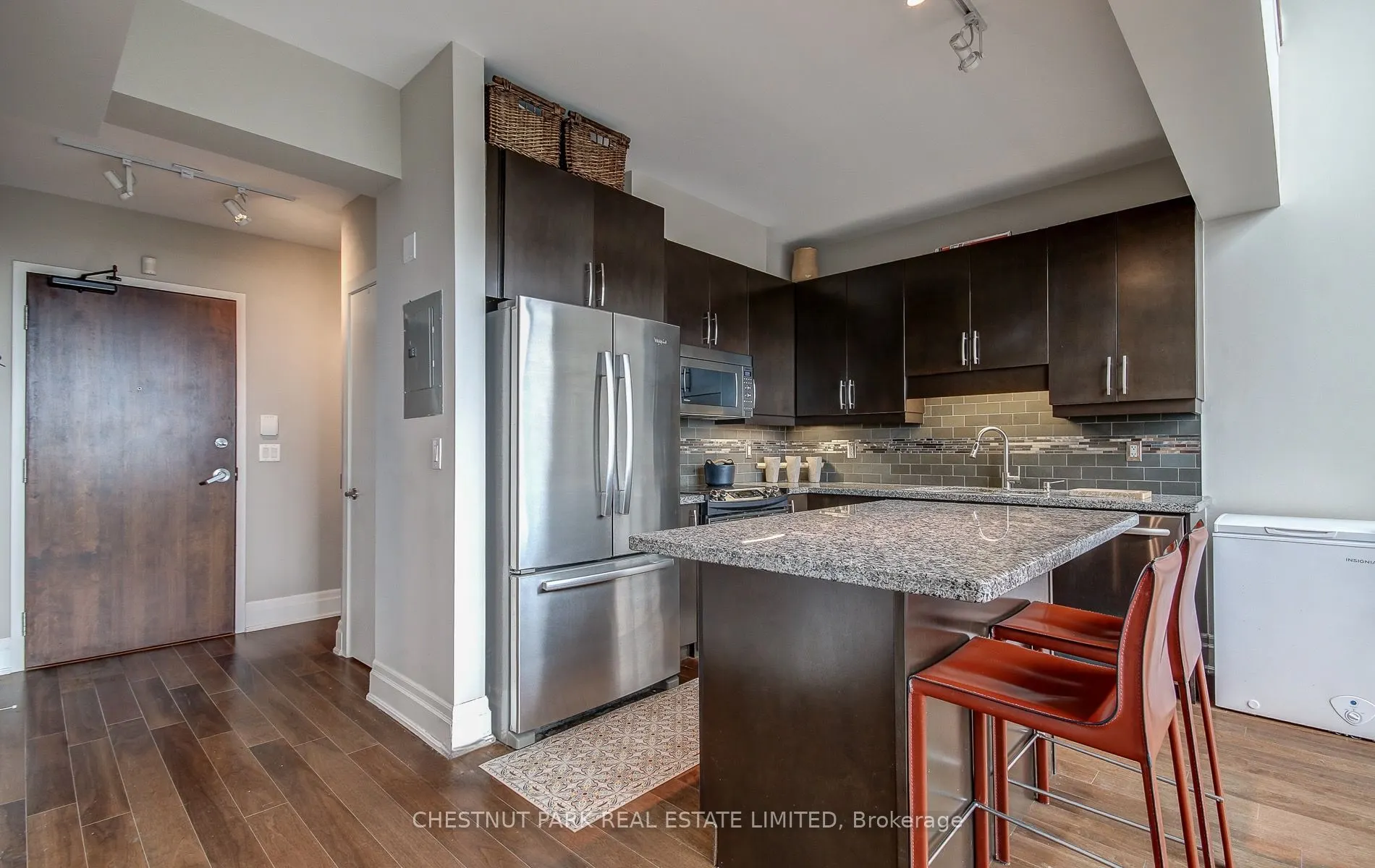 2 Fieldway Road, #PH 05