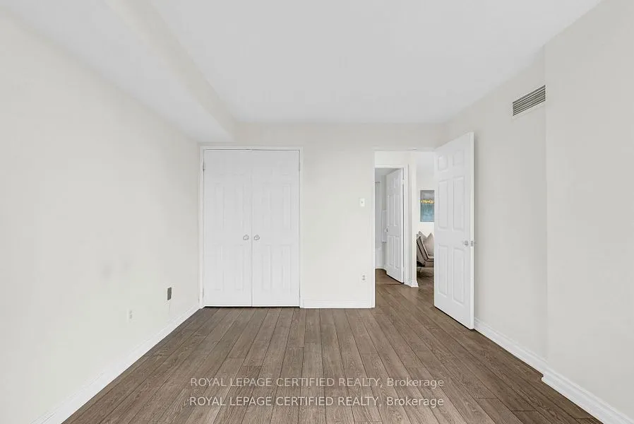 350 Rathburn Road W, #608