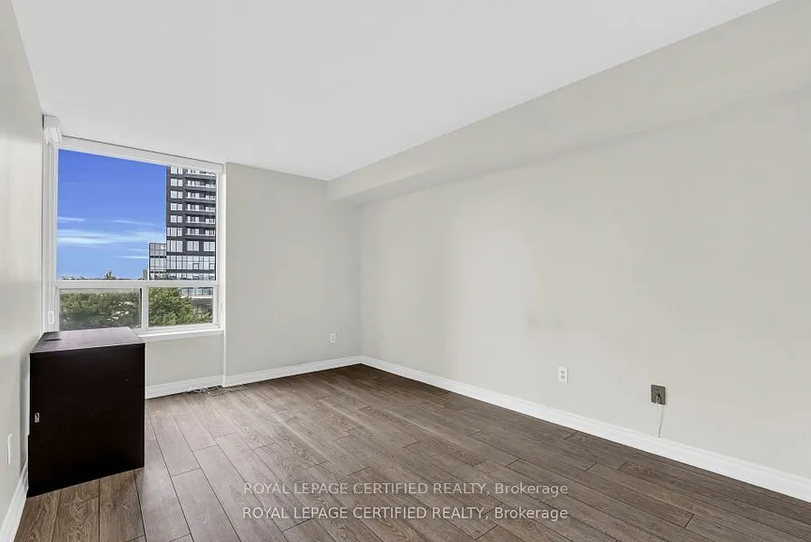 350 Rathburn Road W, #608