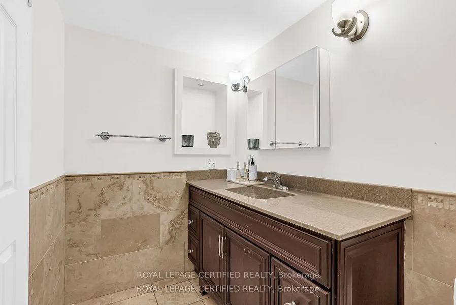 350 Rathburn Road W, #608