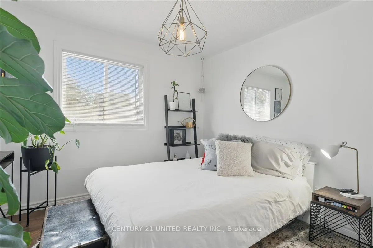 58 Heathcliffe Square, #58