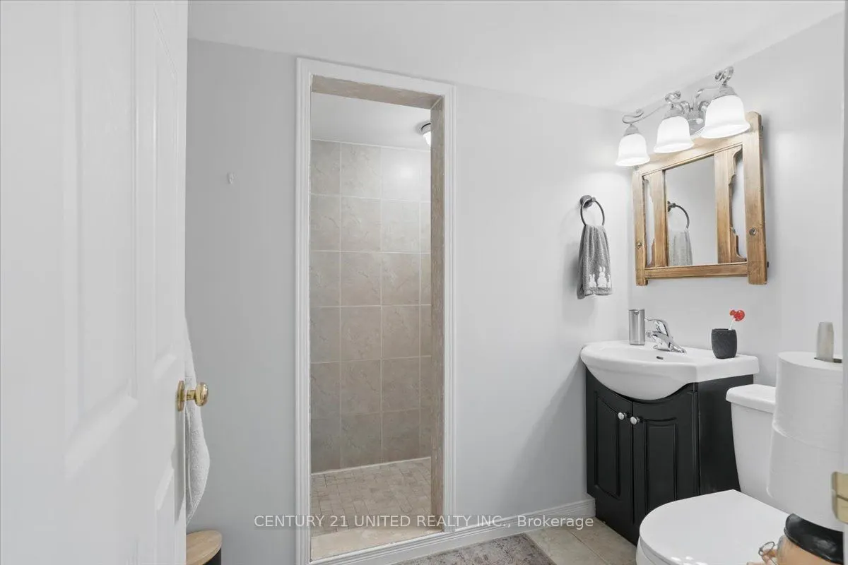 58 Heathcliffe Square, #58