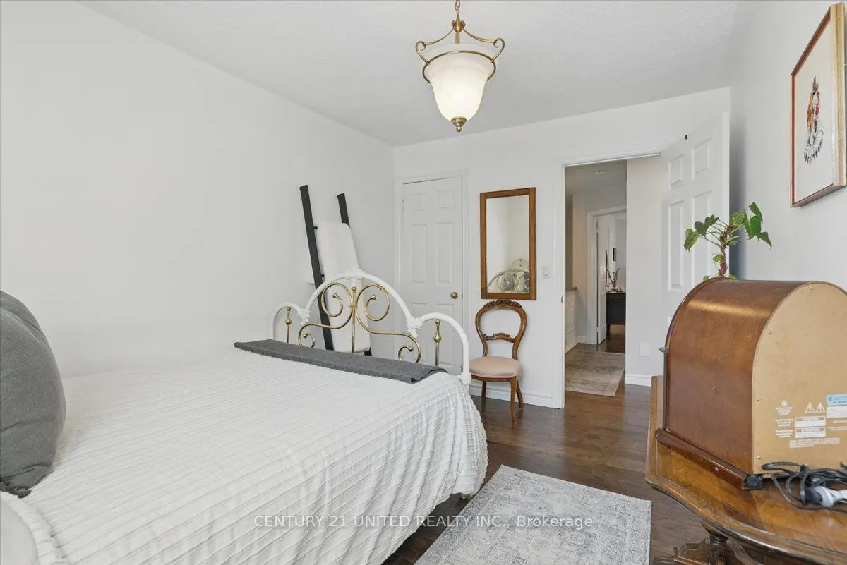 58 Heathcliffe Square, #58