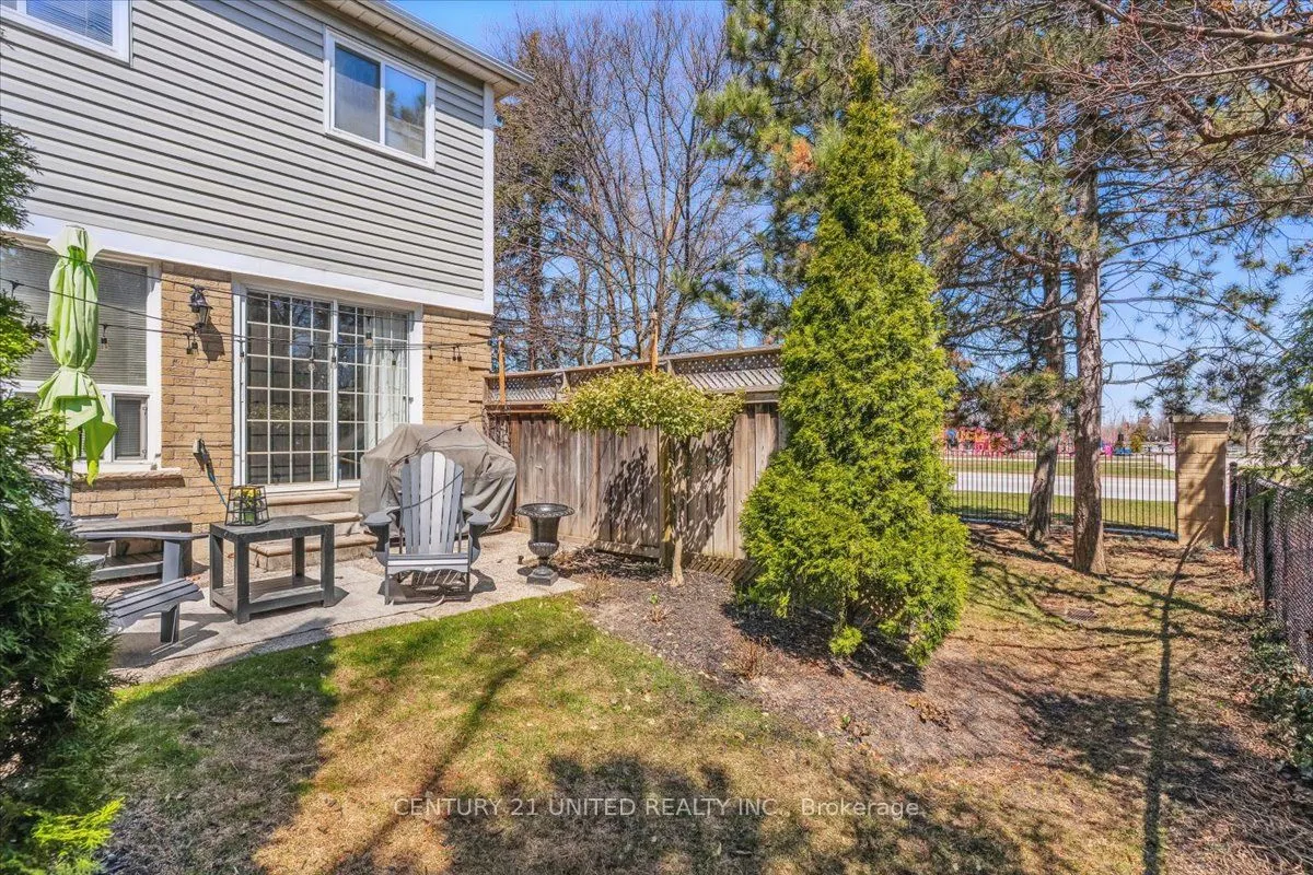 58 Heathcliffe Square, #58