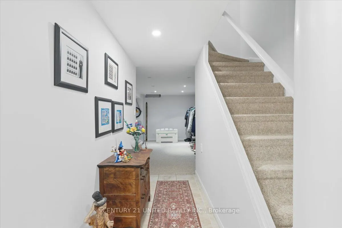 58 Heathcliffe Square, #58