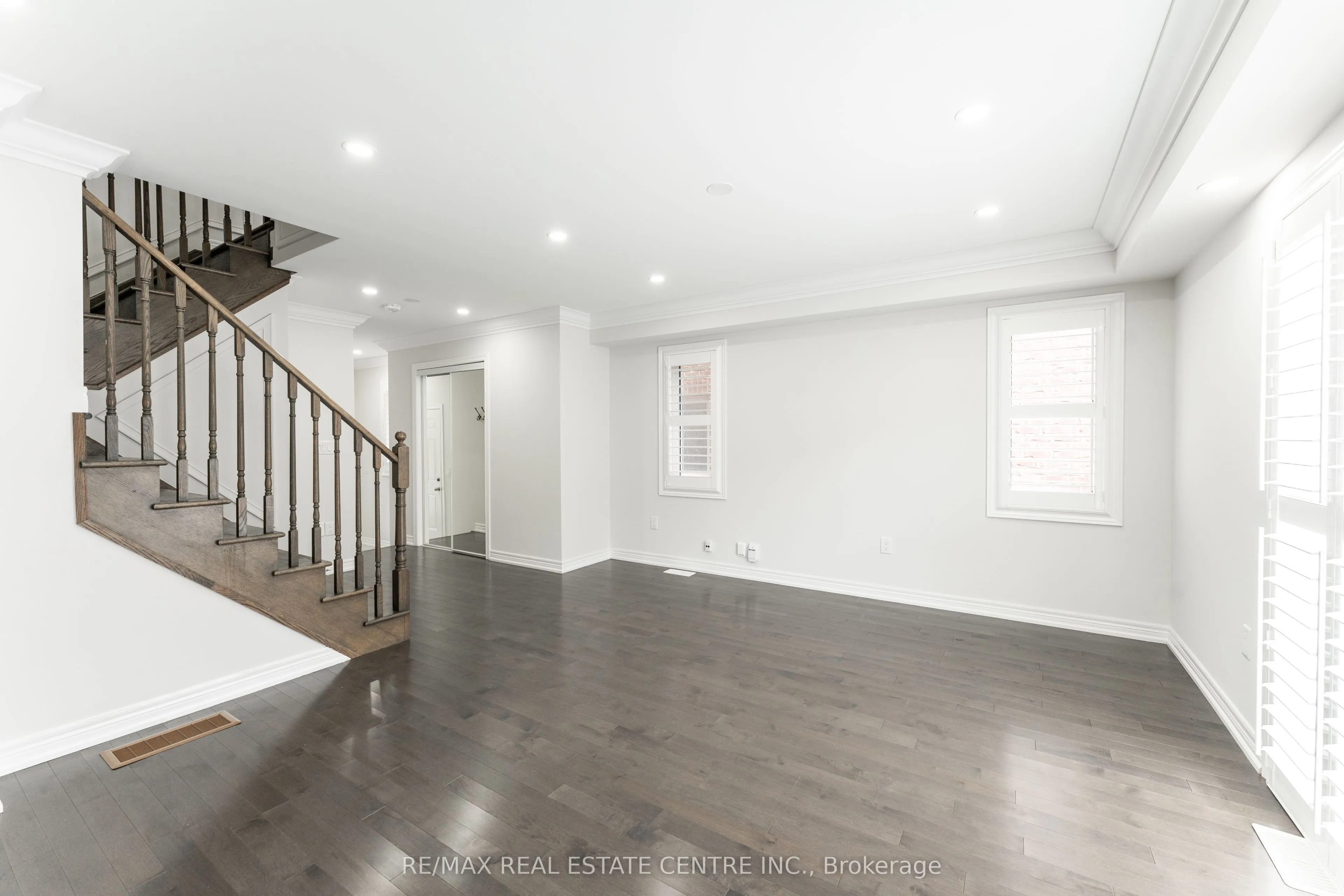 3970 Thomas Alton Boulevard