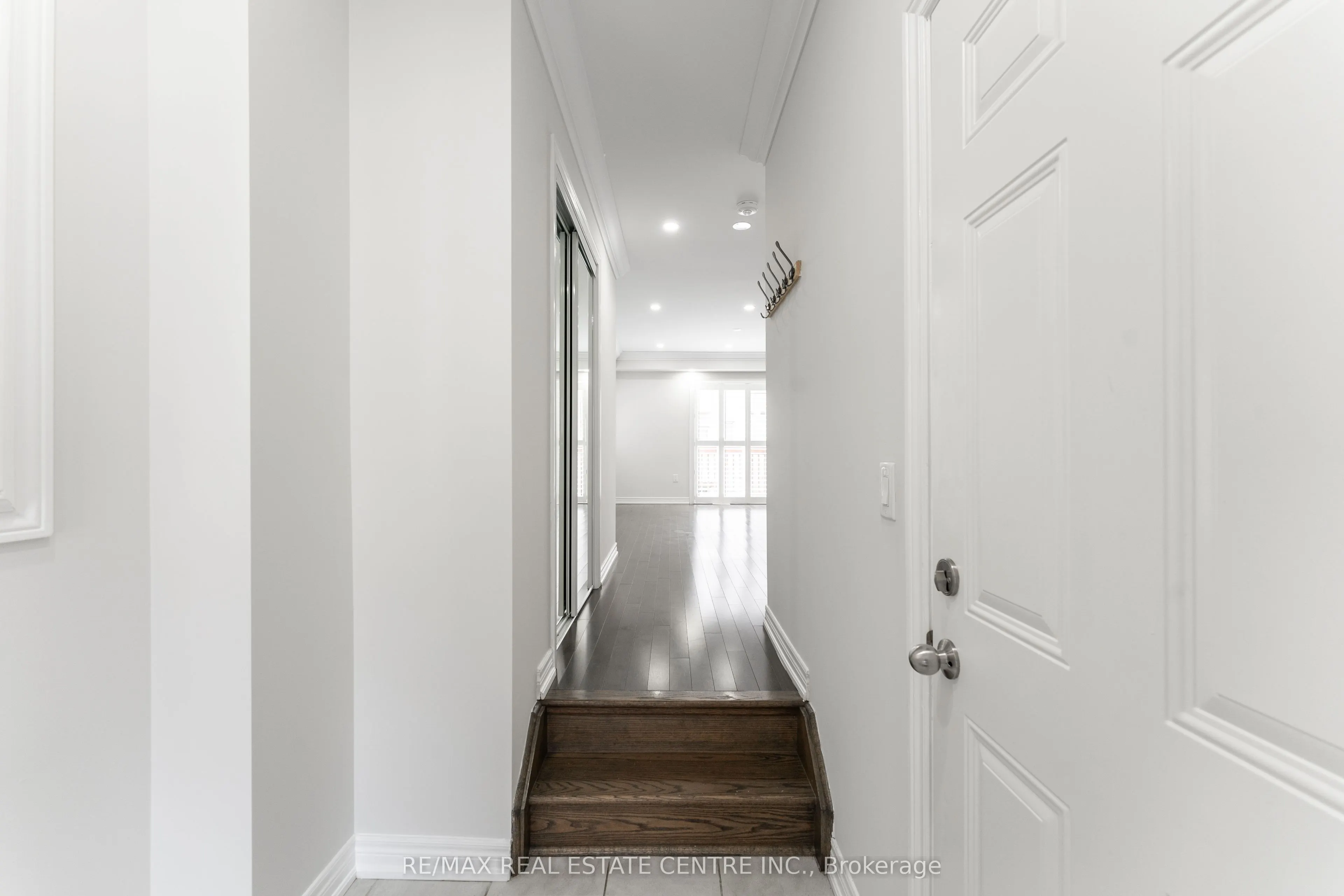 3970 Thomas Alton Boulevard