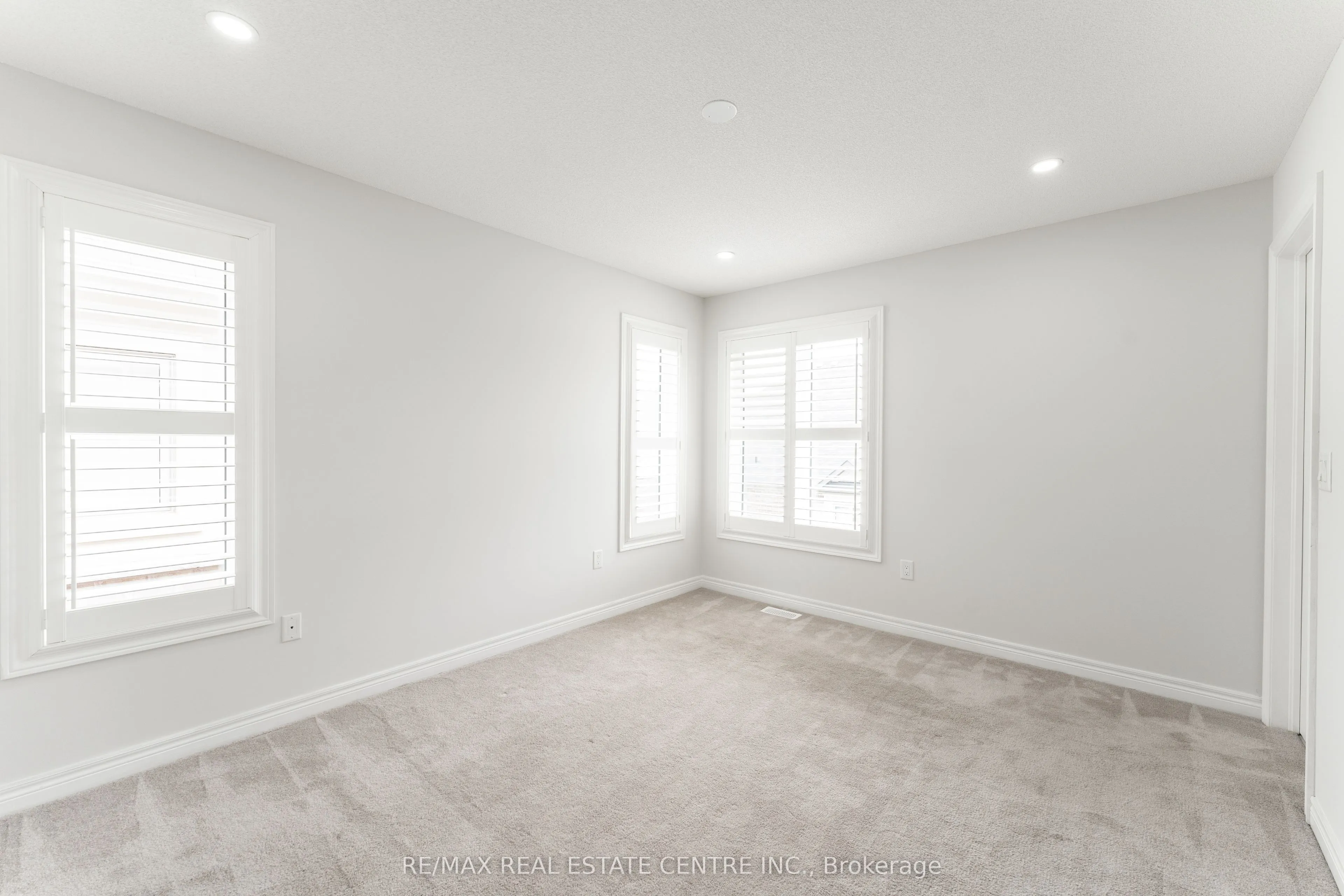 3970 Thomas Alton Boulevard