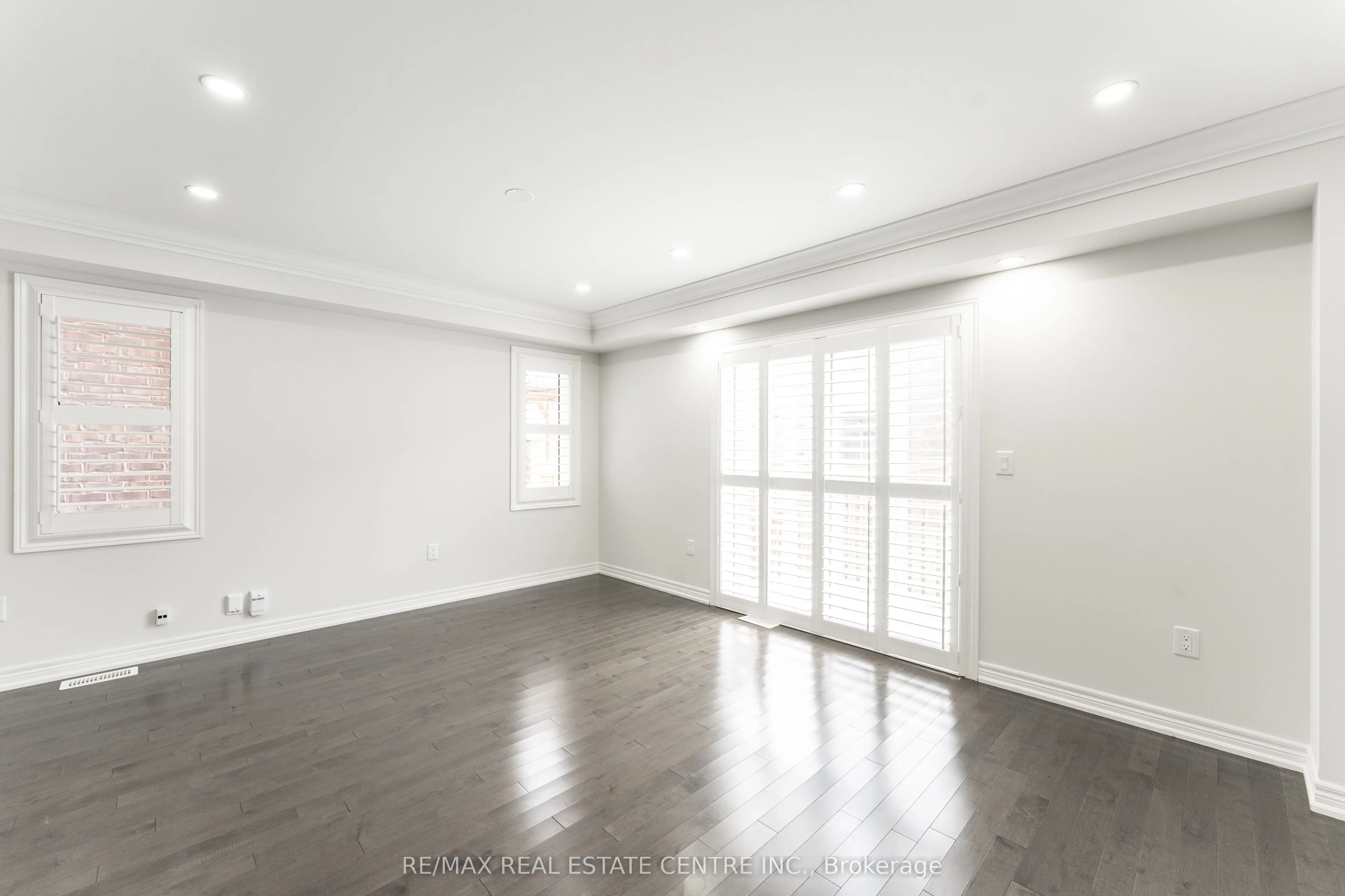 3970 Thomas Alton Boulevard