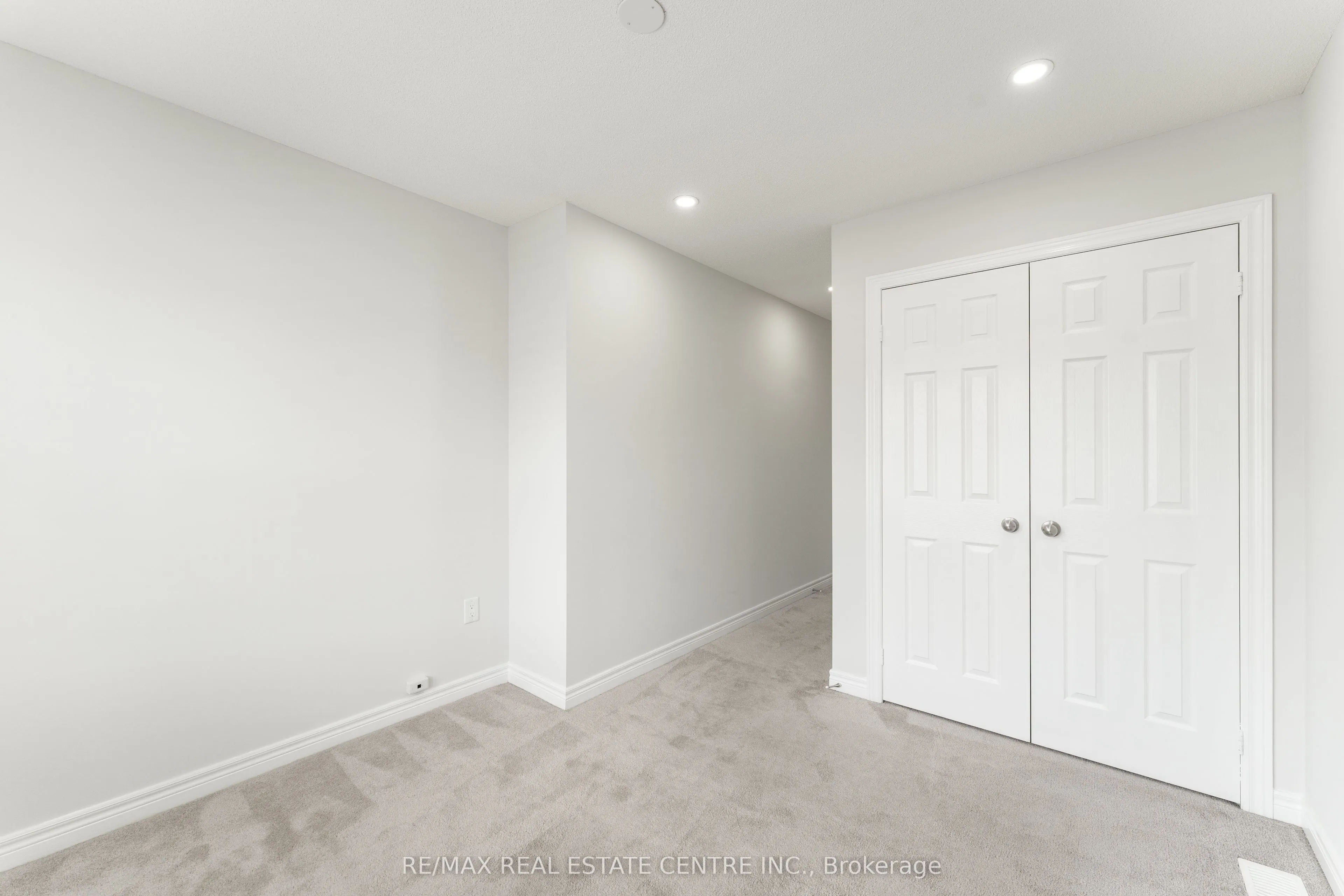 3970 Thomas Alton Boulevard